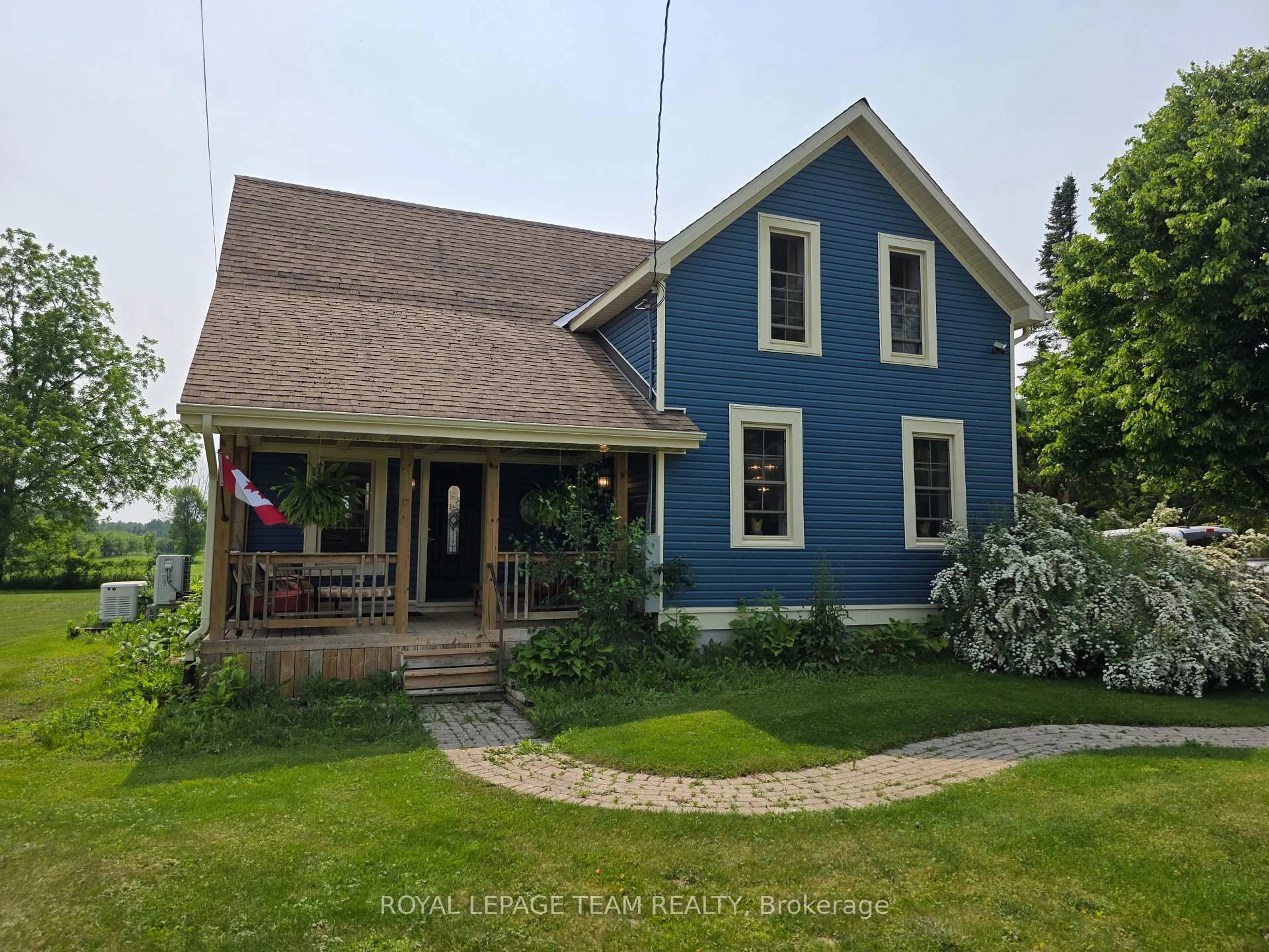 A pic from outside/outdoor area/front of a property/back of a property/a pic from drone, street for 52 Main St, Merrickville-Wolford Ontario K0G 1N0