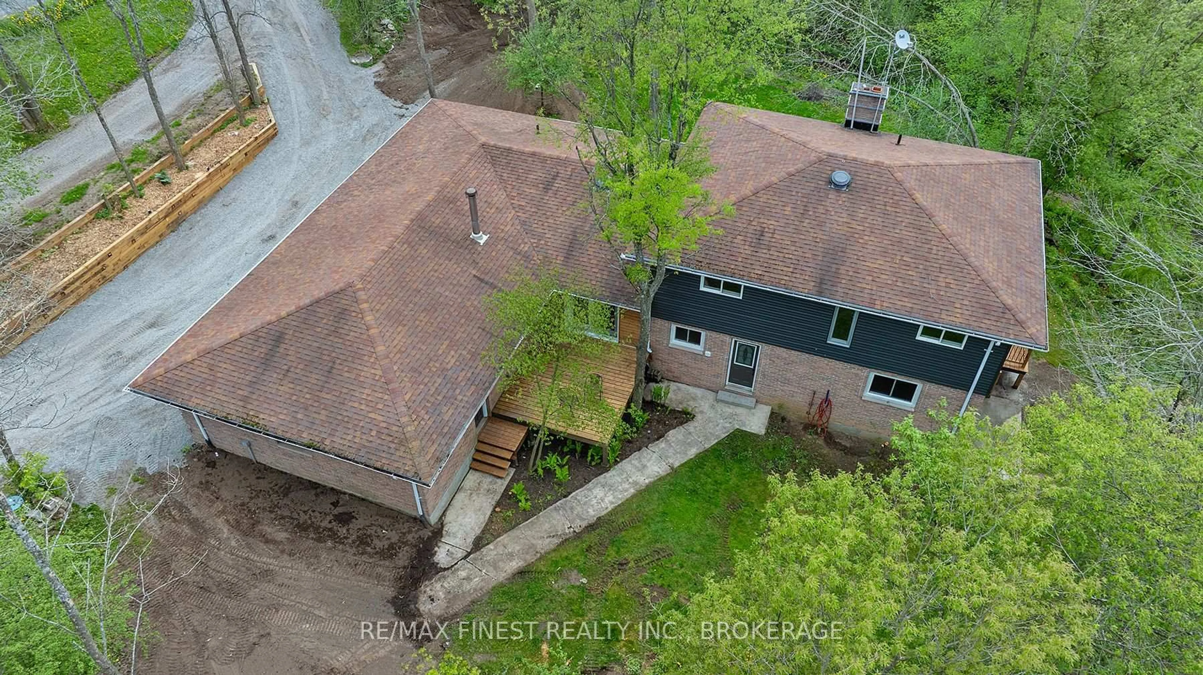 A pic from outside/outdoor area/front of a property/back of a property/a pic from drone, building for 3327 Wilton Rd, Harrowsmith Ontario K0H 1V0