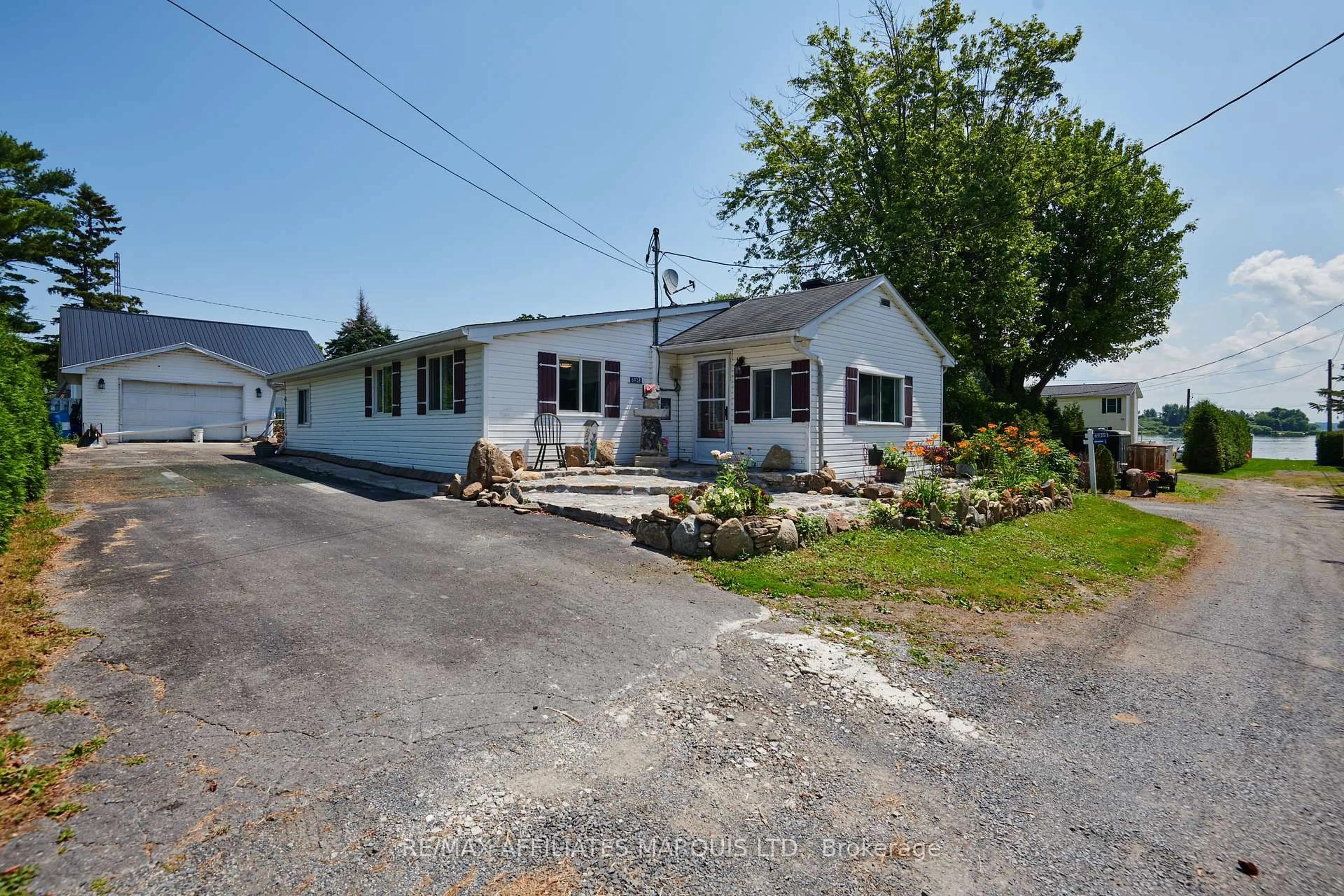 A pic from outside/outdoor area/front of a property/back of a property/a pic from drone, street for 6923 Salem Lane, South Glengarry Ontario K6H 5R5
