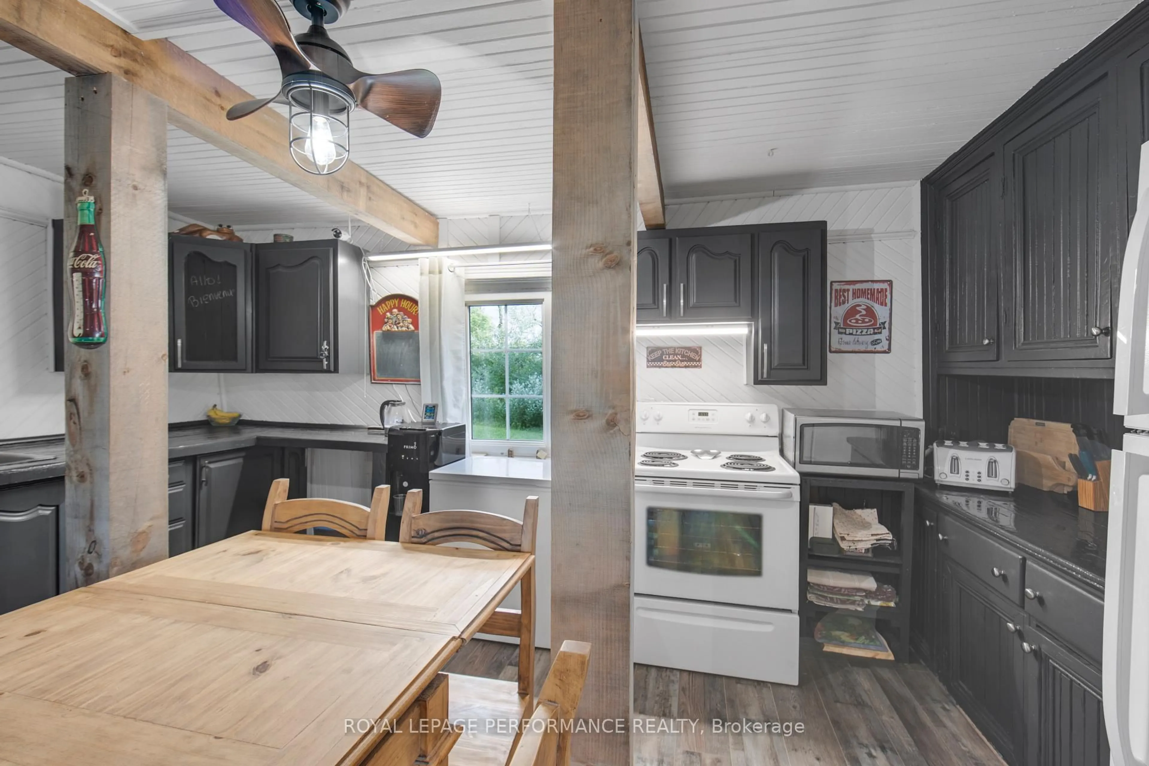 Open concept kitchen, unknown for 961 Boundary Rd, Alfred and Plantagenet Ontario K0B 1C0