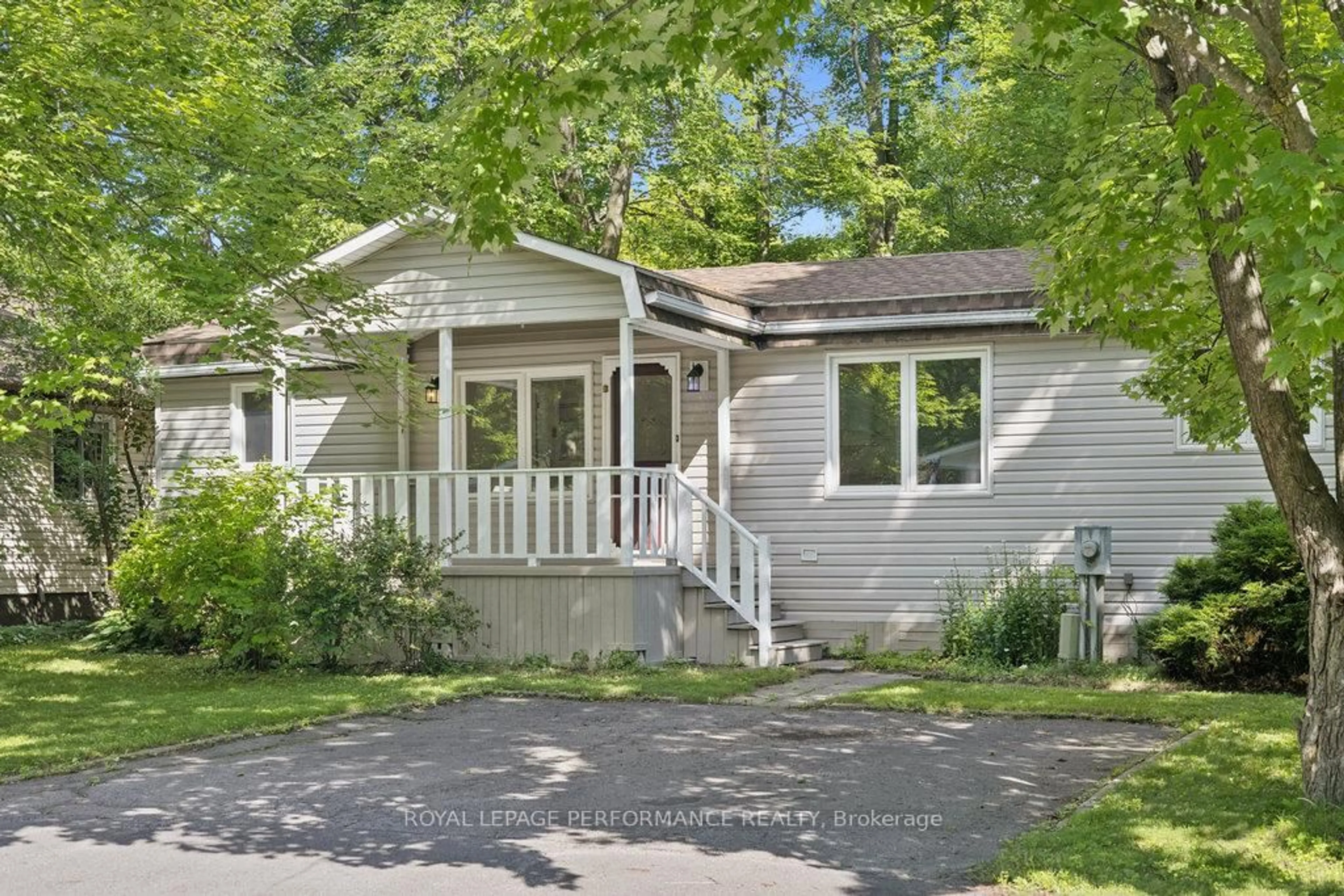 Home with vinyl exterior material, street for 6583 Vista John Private, Greely Ontario K4P 1C8
