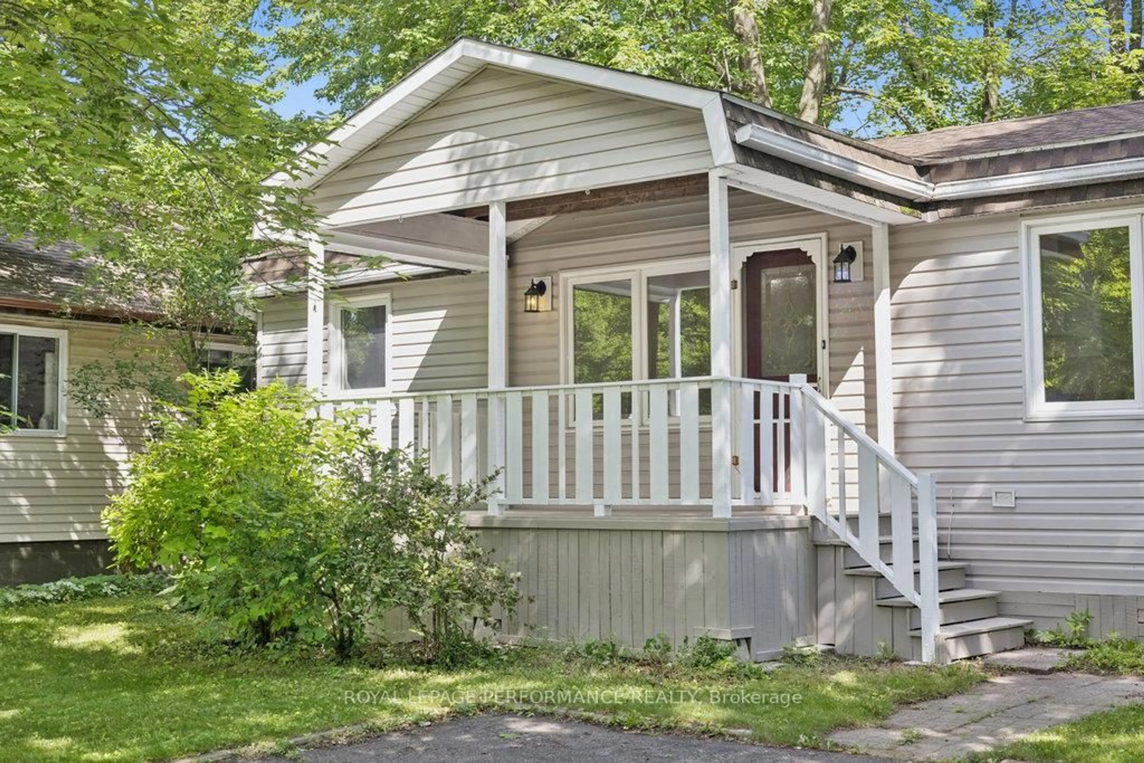 Home with vinyl exterior material, street for 6583 Vista John Private, Greely Ontario K4P 1C8