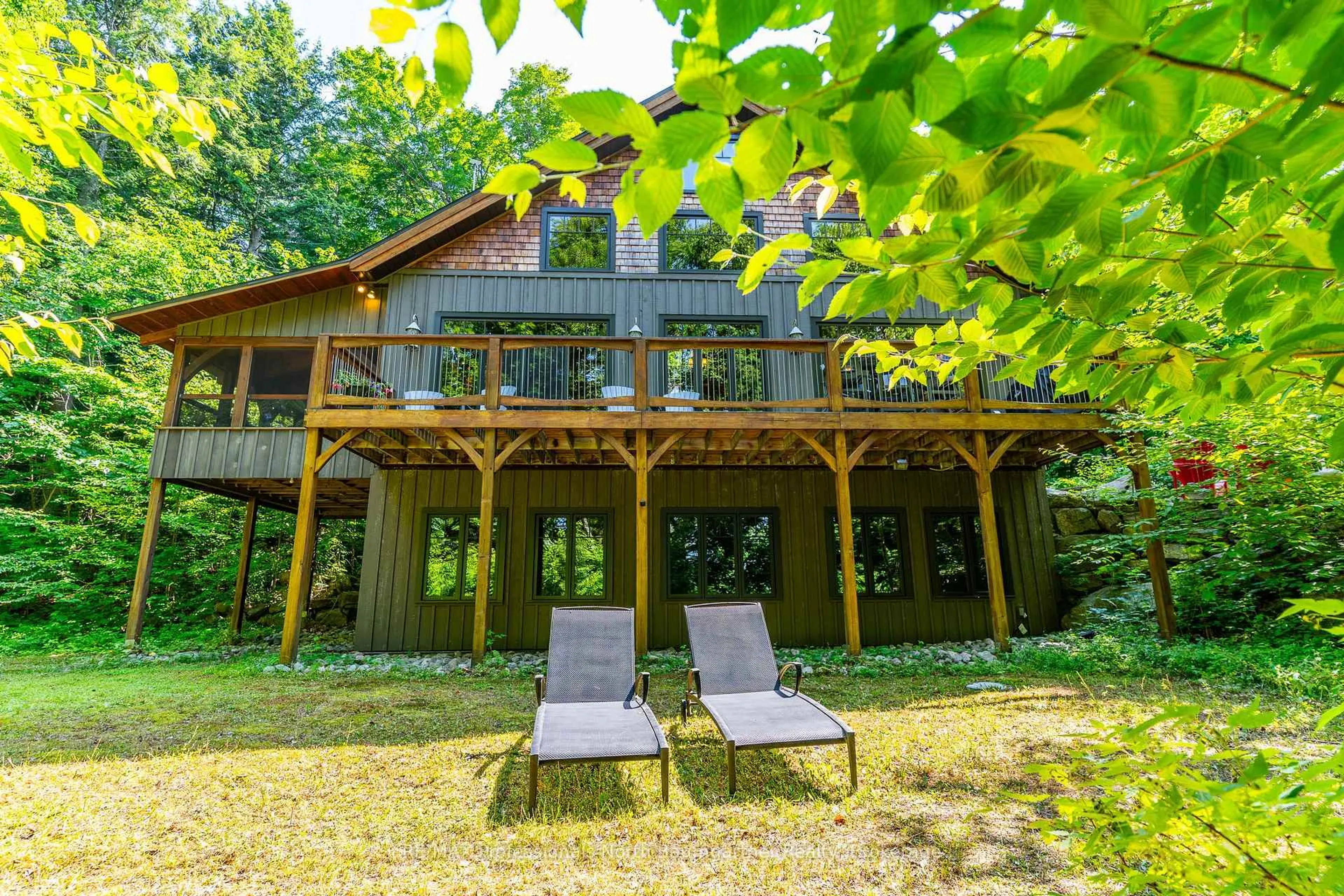 Patio, unknown for 1030 Apricot Crt, Dysart et al Ontario K0M 1S0