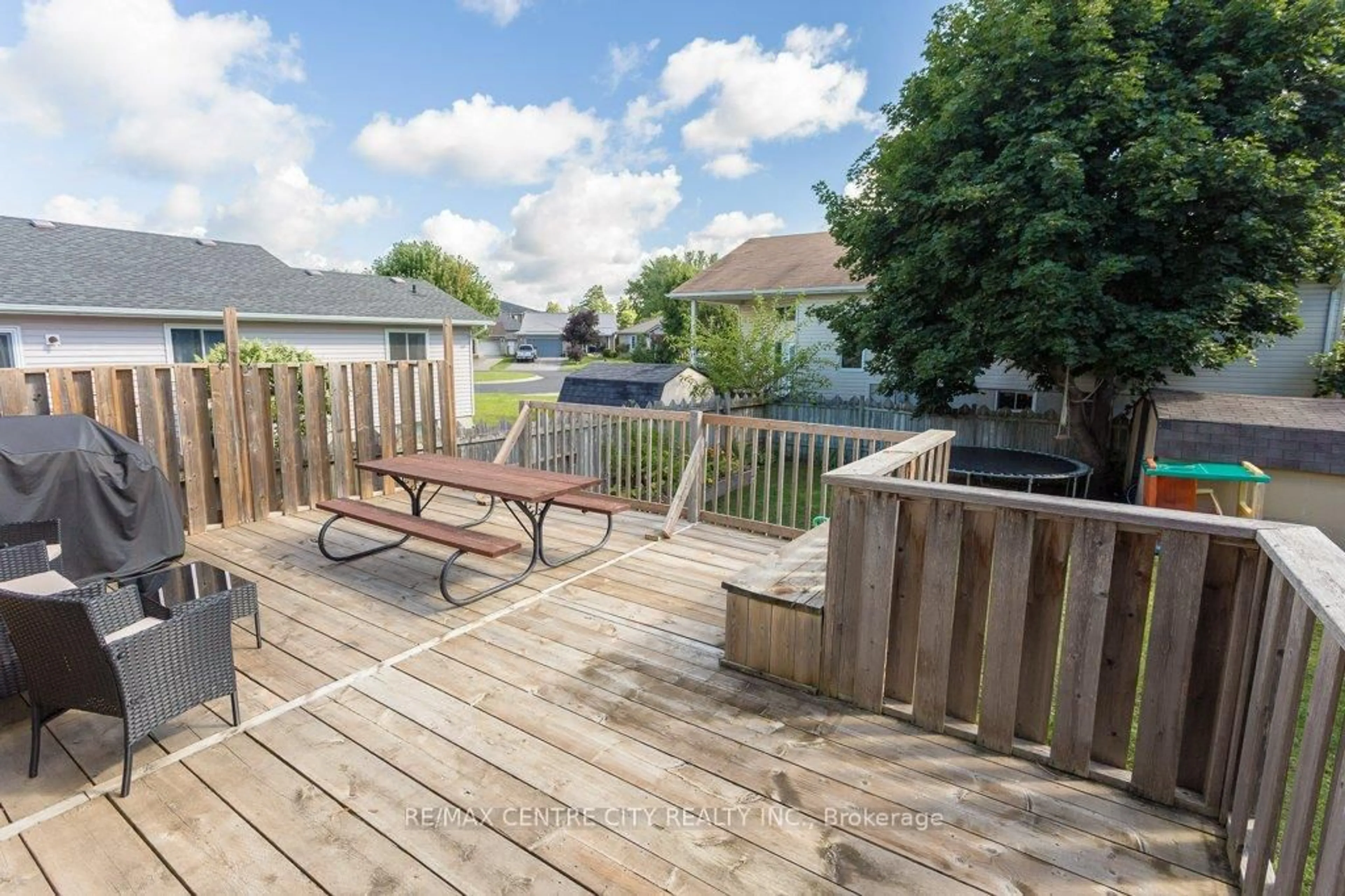 Patio, unknown for 55 Melanie Dr, Aylmer Ontario N5H 3G6