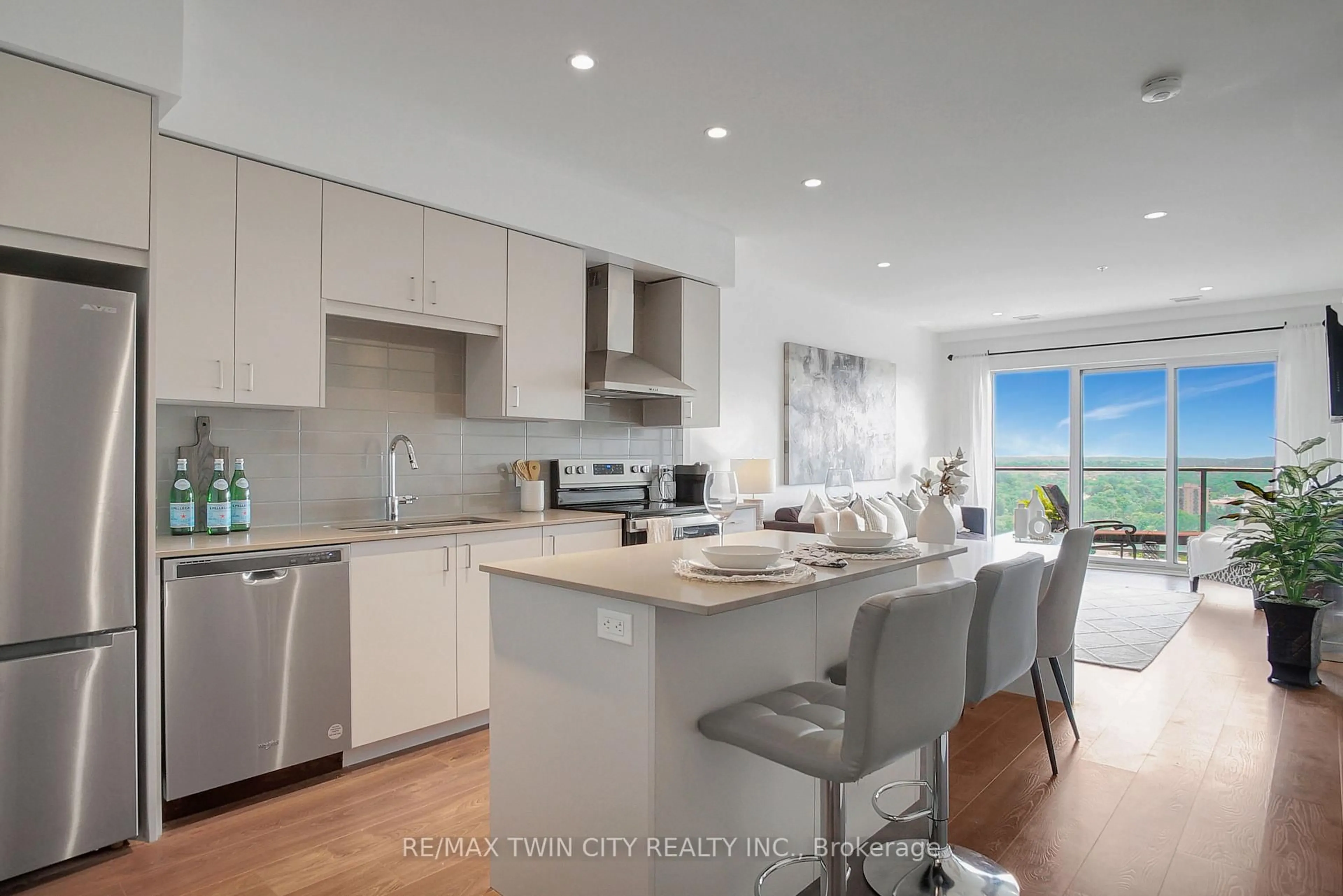 Open concept kitchen, unknown for 50 Grand Ave #1712, Cambridge Ontario N1S 0C2