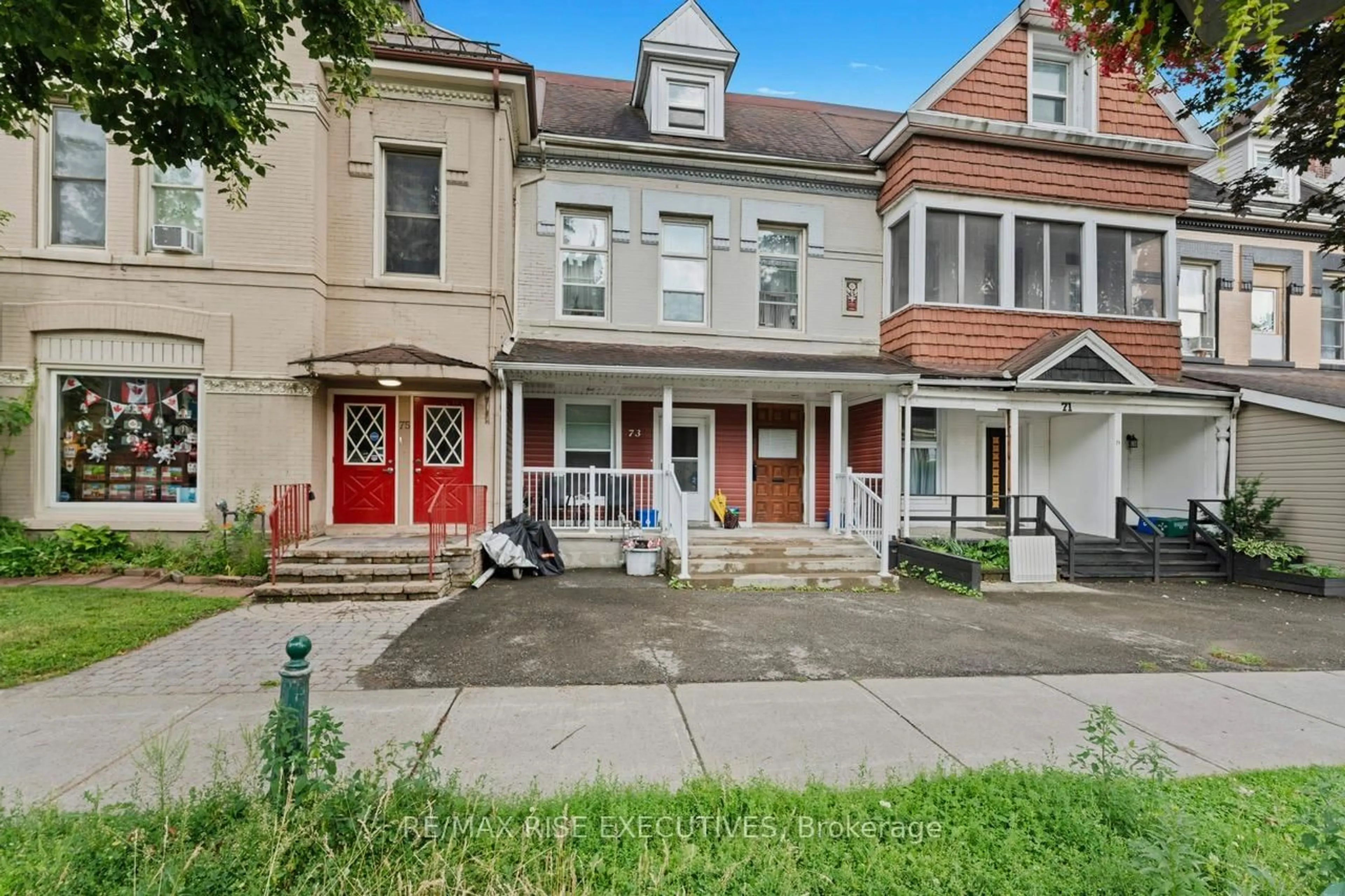 Unknown for 73 King St, Brockville Ontario K6V 1B2