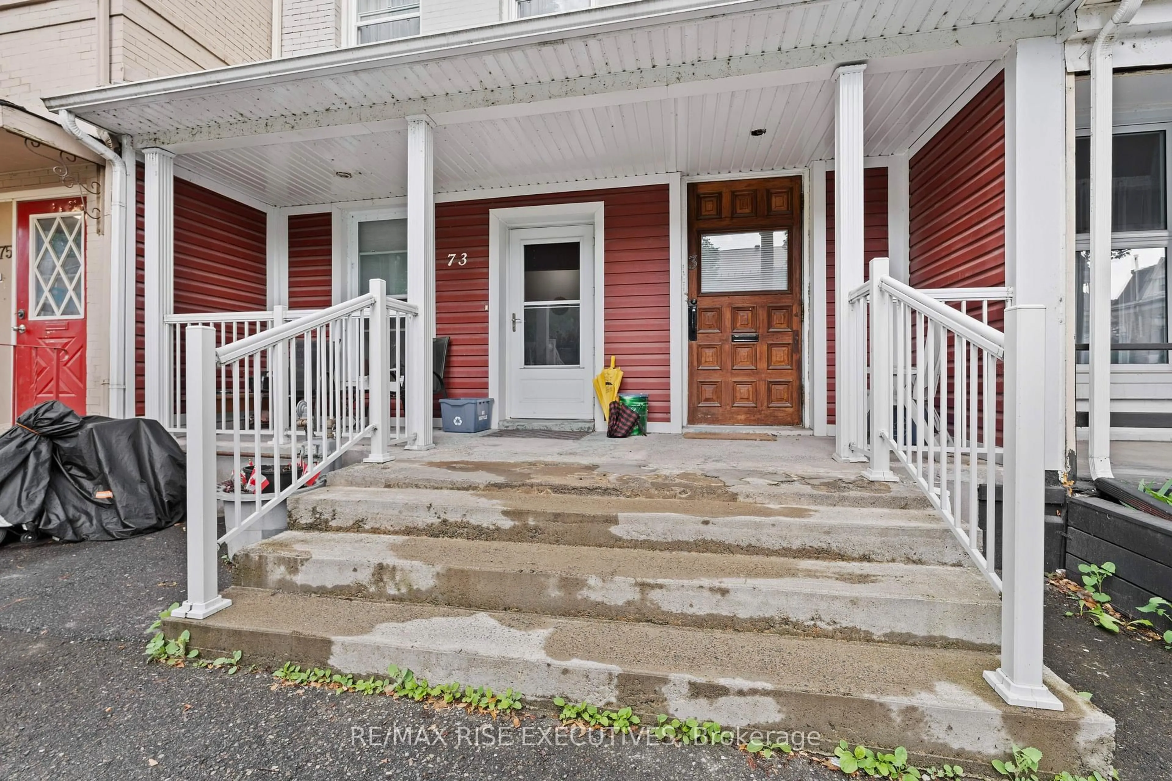 Unknown for 73 King St, Brockville Ontario K6V 1B2