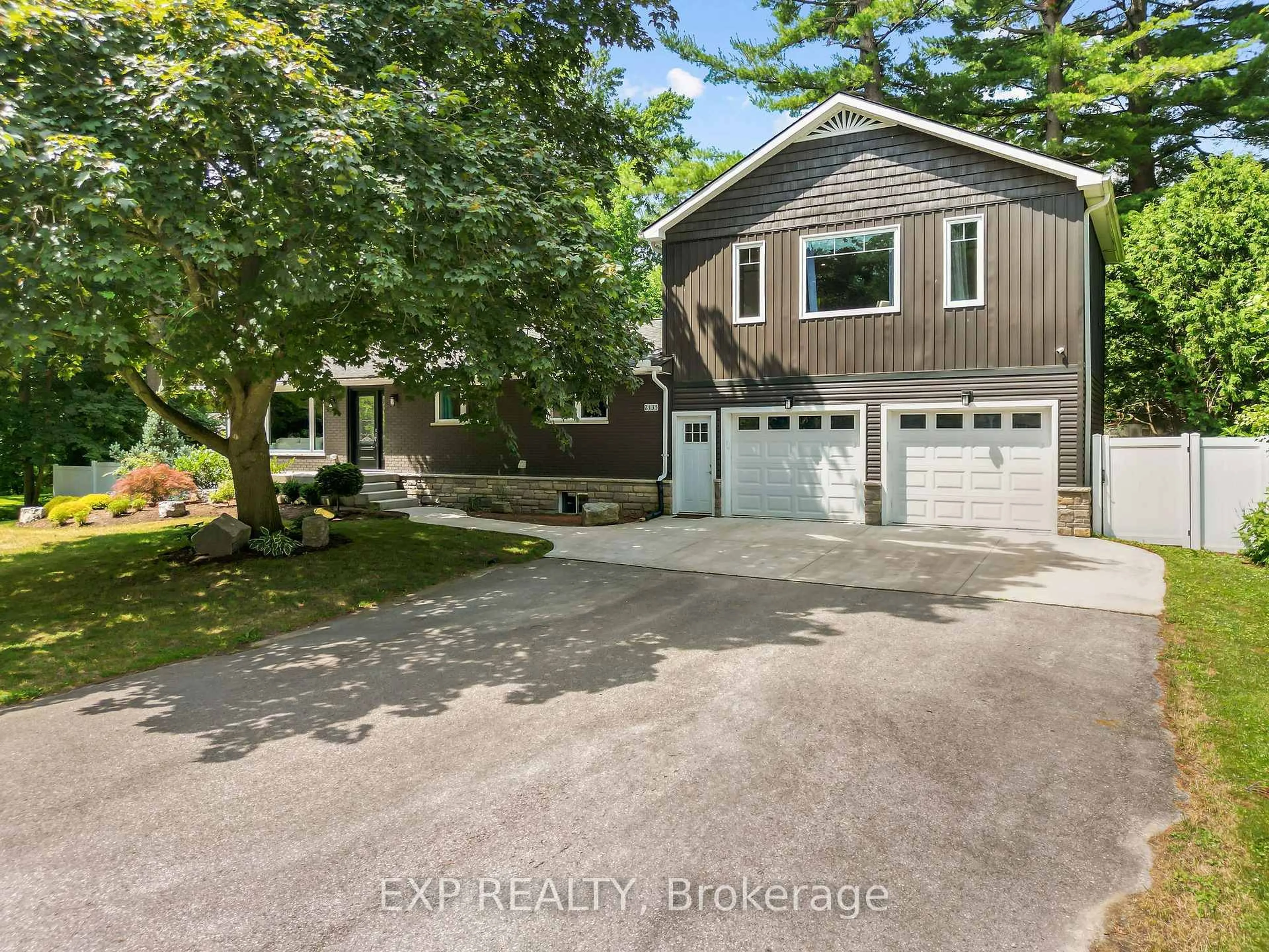 Unknown for 2135 Mockingbird St, Strathroy-Caradoc Ontario N0L 1W0