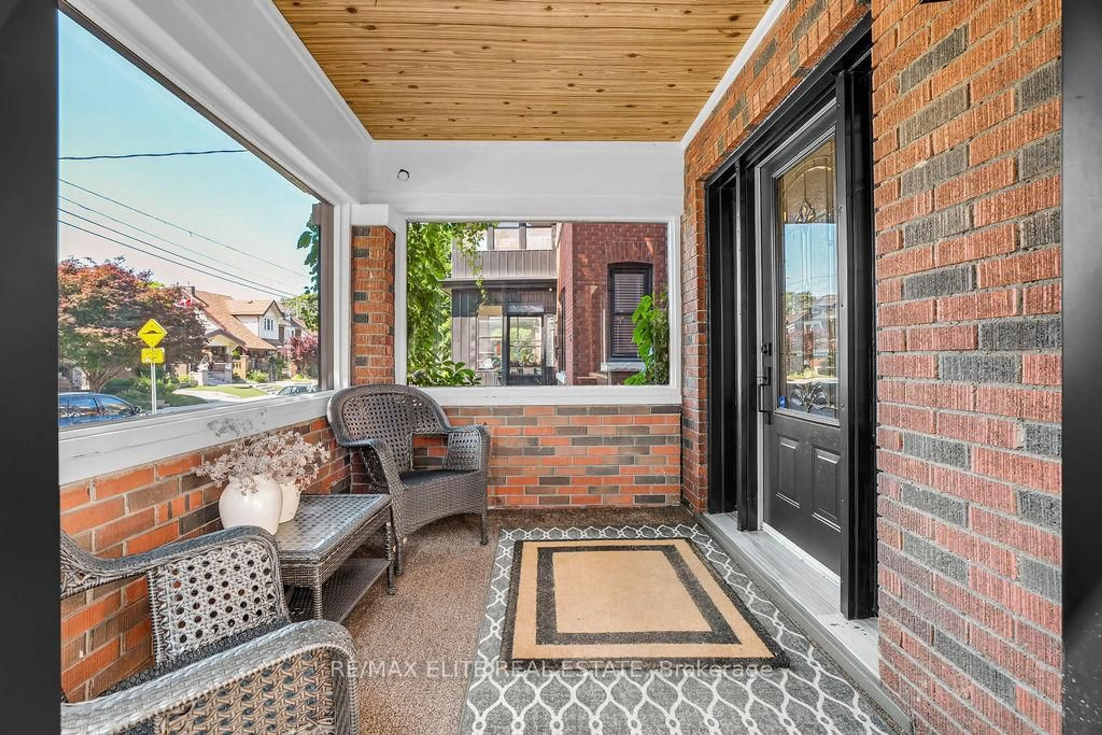 Unknown for 85 Balsam Ave, Hamilton Ontario L8M 3B2
