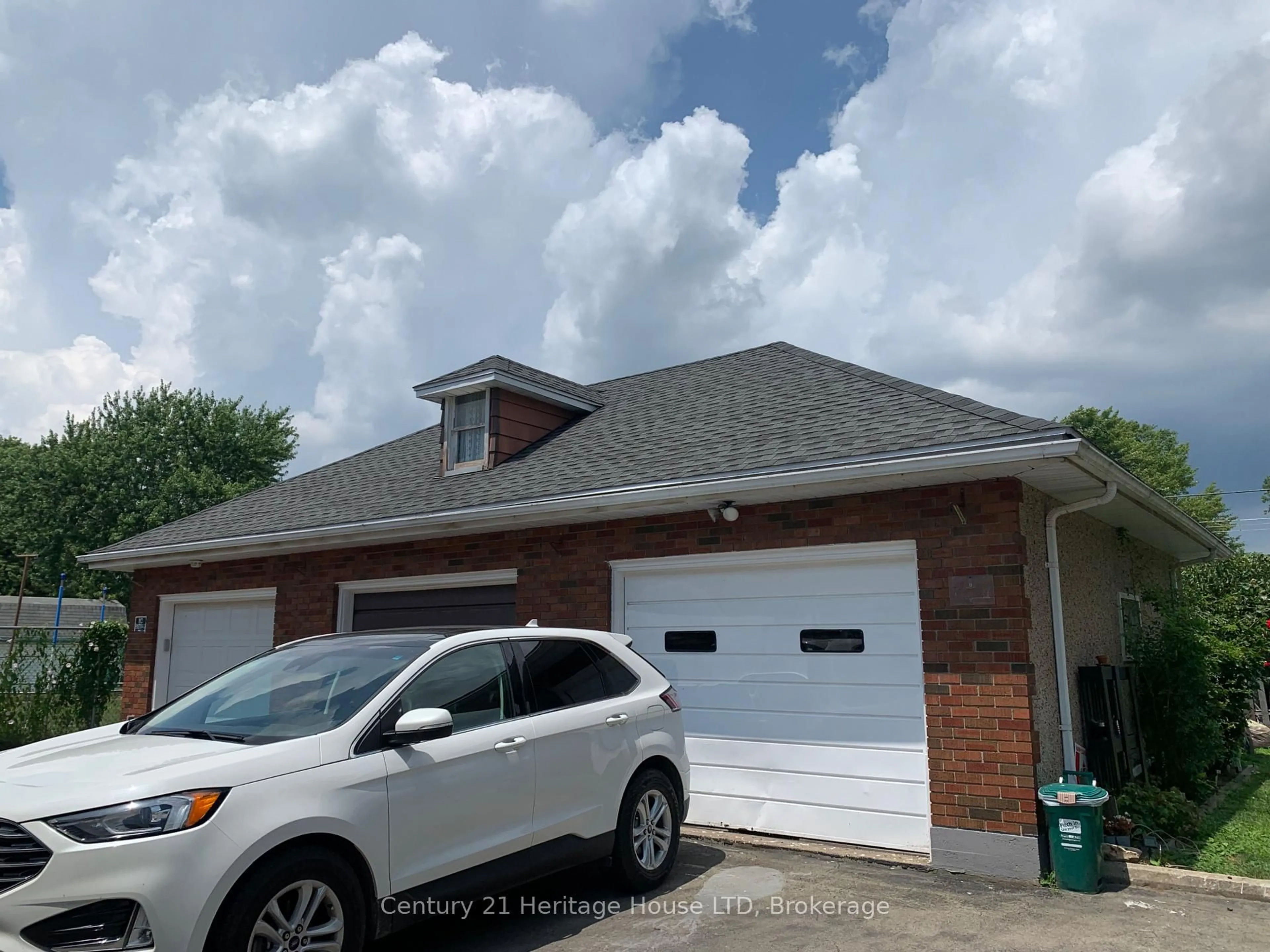 Unknown for 54 Second St #52, Welland Ontario L3B 4T6