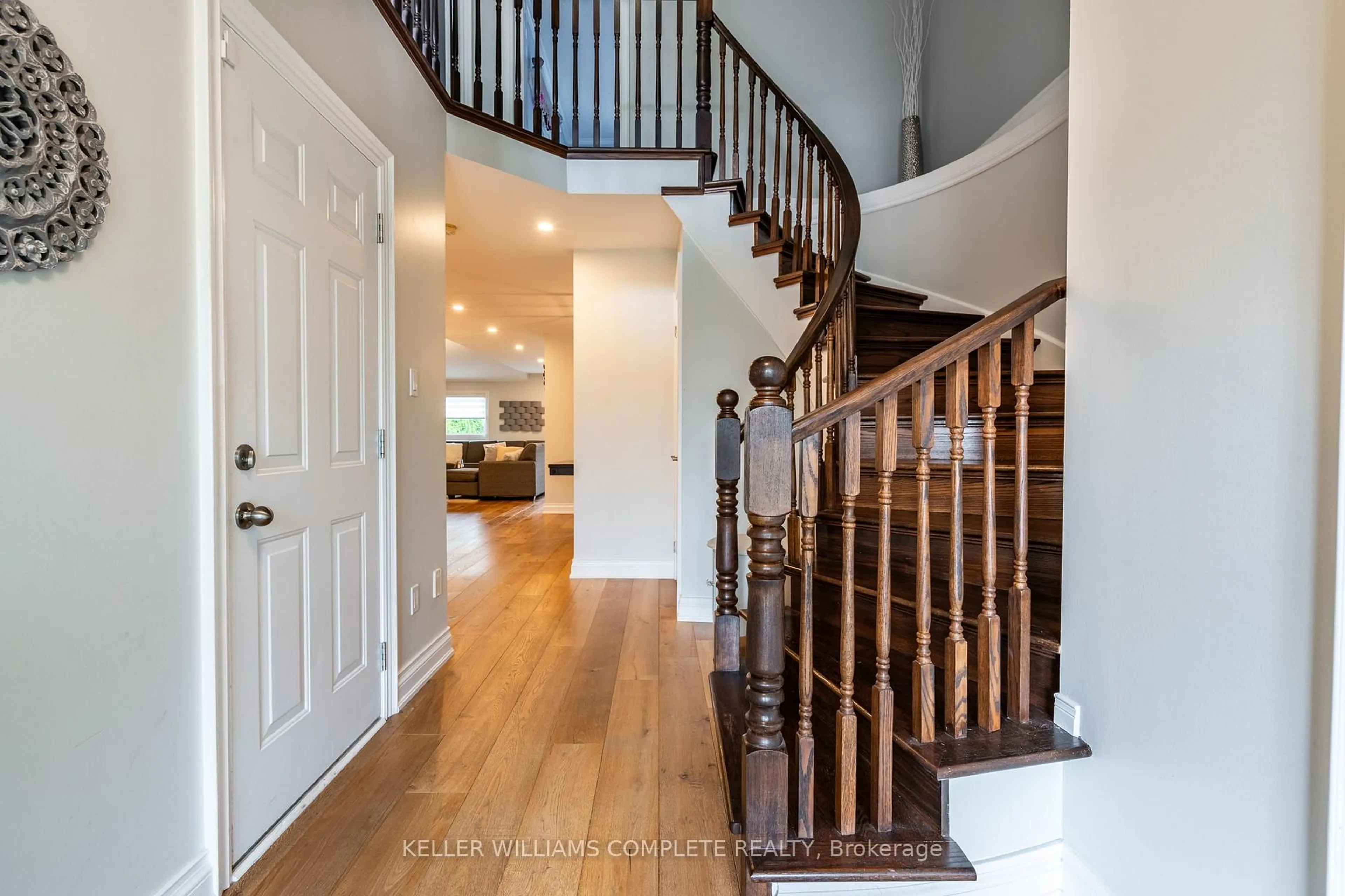 Unknown for 12 Giovanna Dr, Hamilton Ontario L9B 2Y4