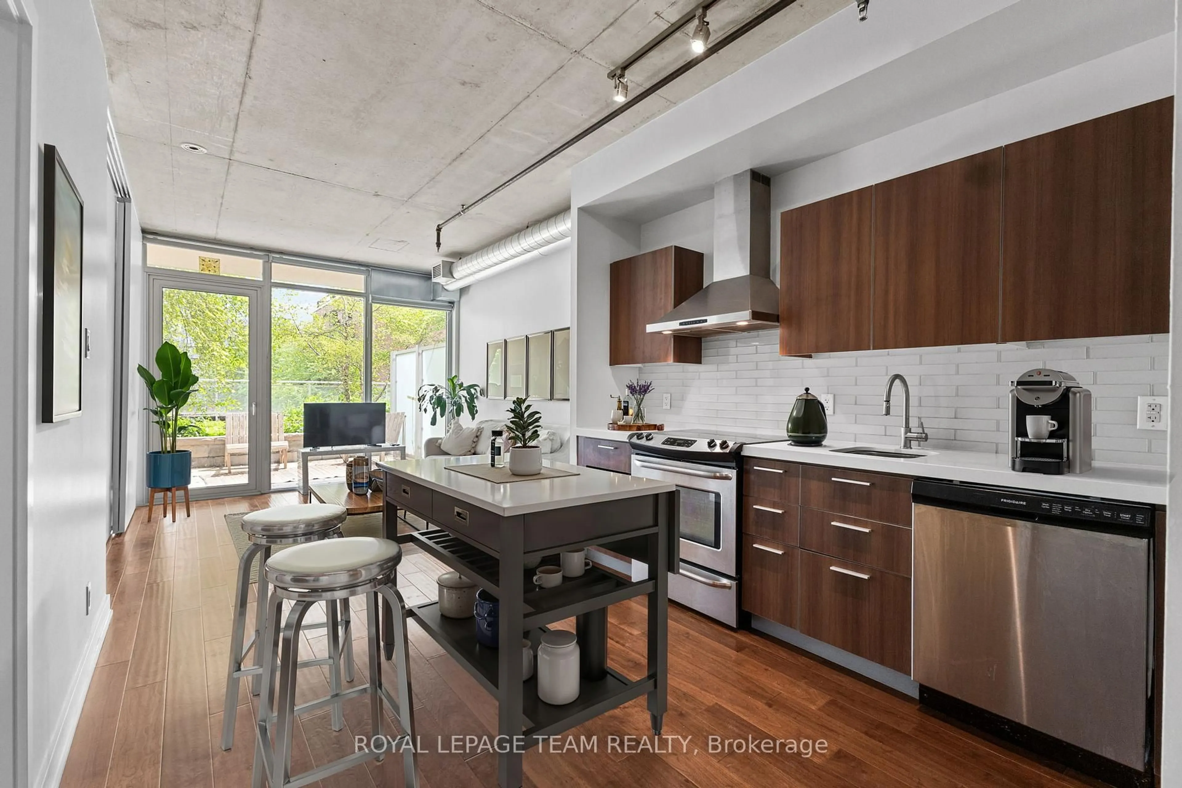 Open concept kitchen, unknown for 340 Mcleod St #232, Ottawa Ontario K2P 1A4