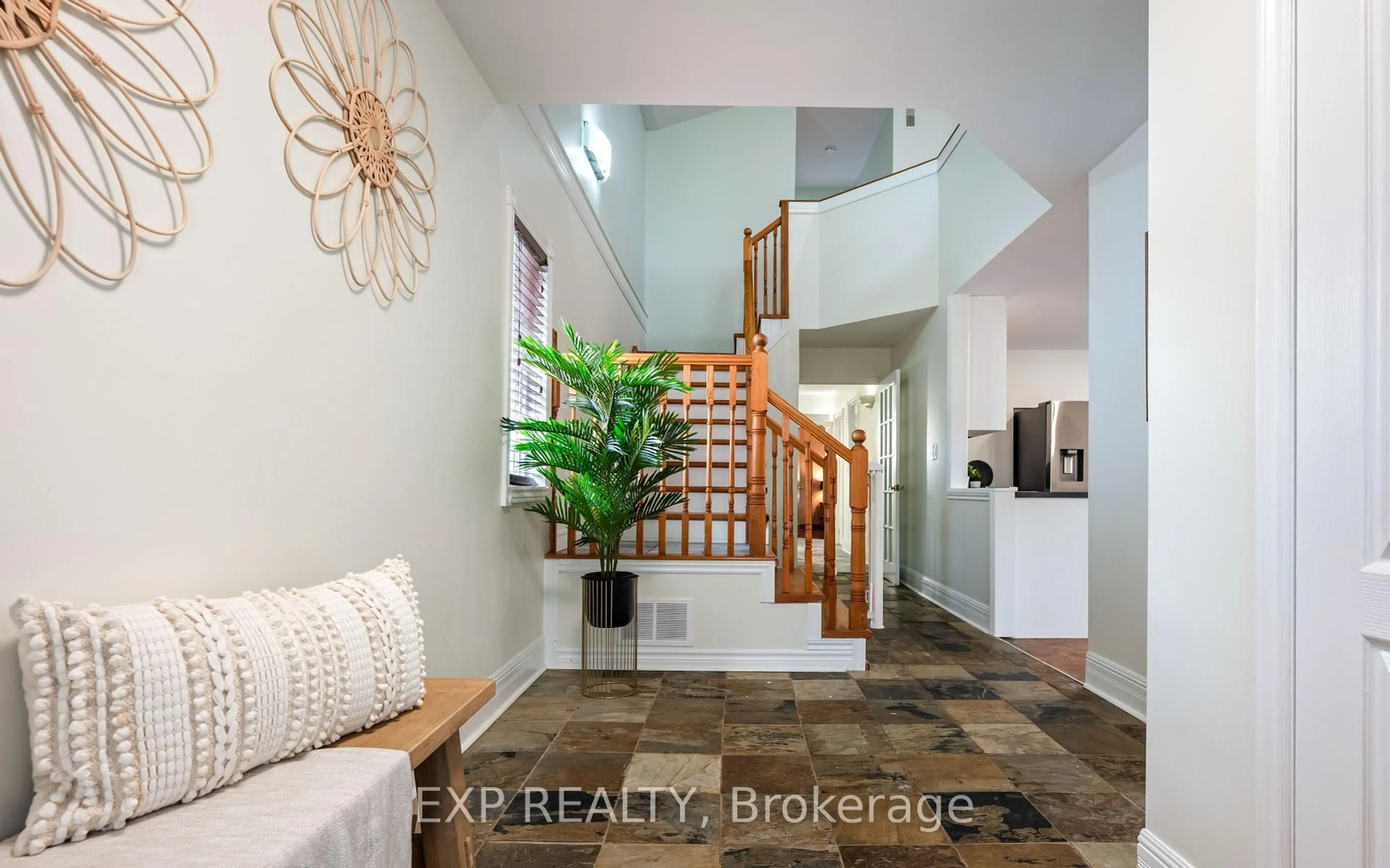 Indoor entryway for 25 King St, East Luther Grand Valley Ontario L0N 1G0