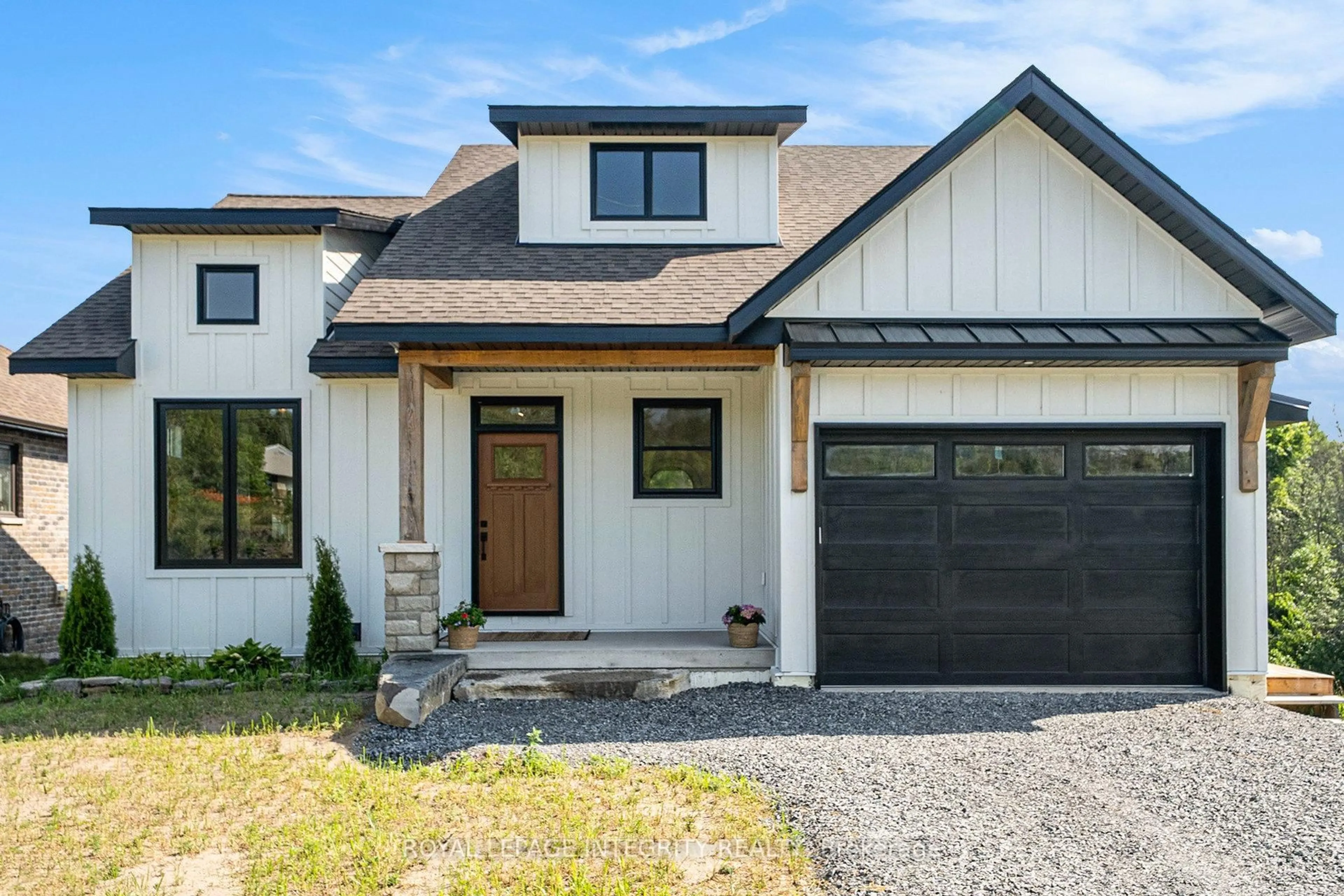 Home with vinyl exterior material, street for 29 Whittlers Cove Lane #2, Rideau Lakes Ontario K0G 1X0