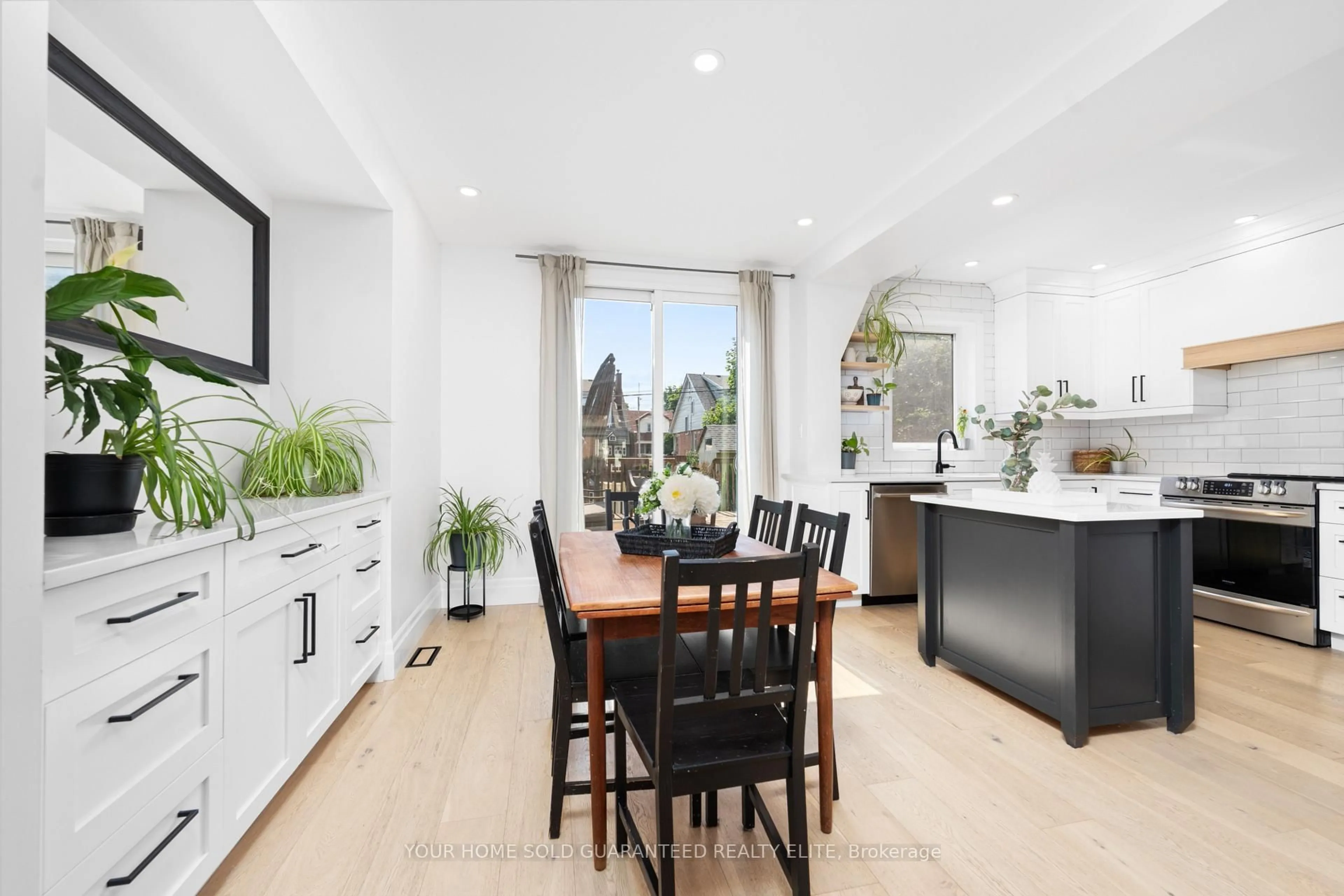 Open concept kitchen, ceramic/tile floor for 209 Rothsay Ave, Hamilton Ontario L8M 3G6