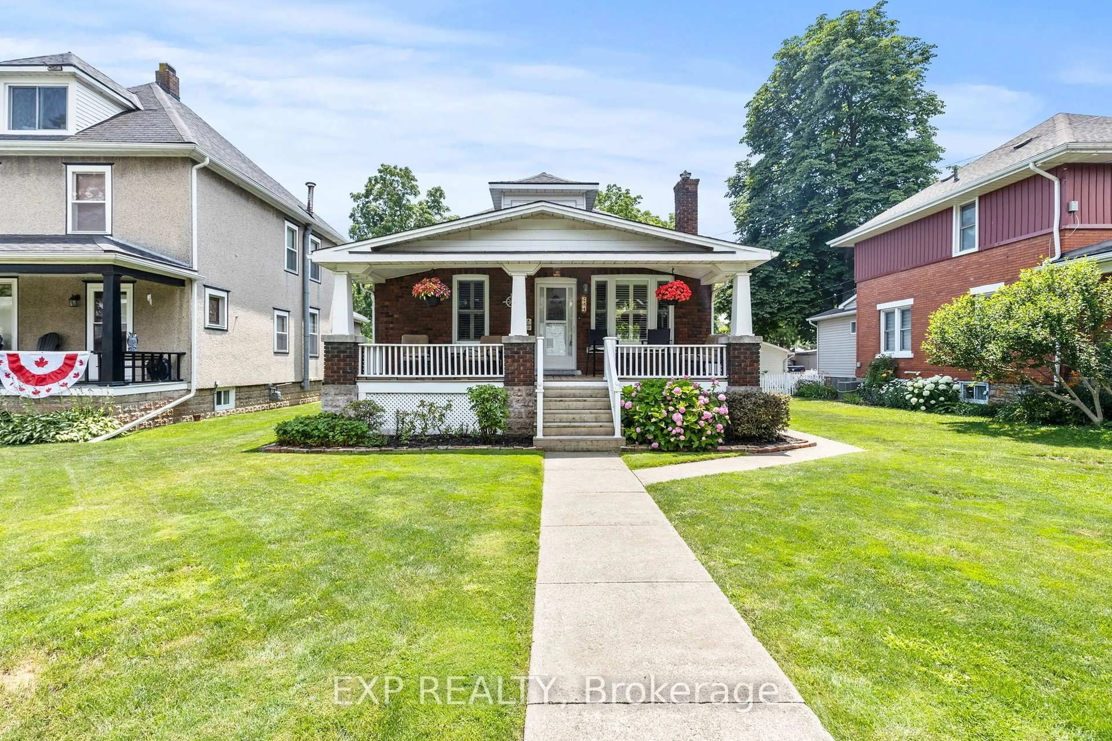 Home with brick exterior material, street for 254 Clarence St, Port Colborne Ontario L3K 3G6