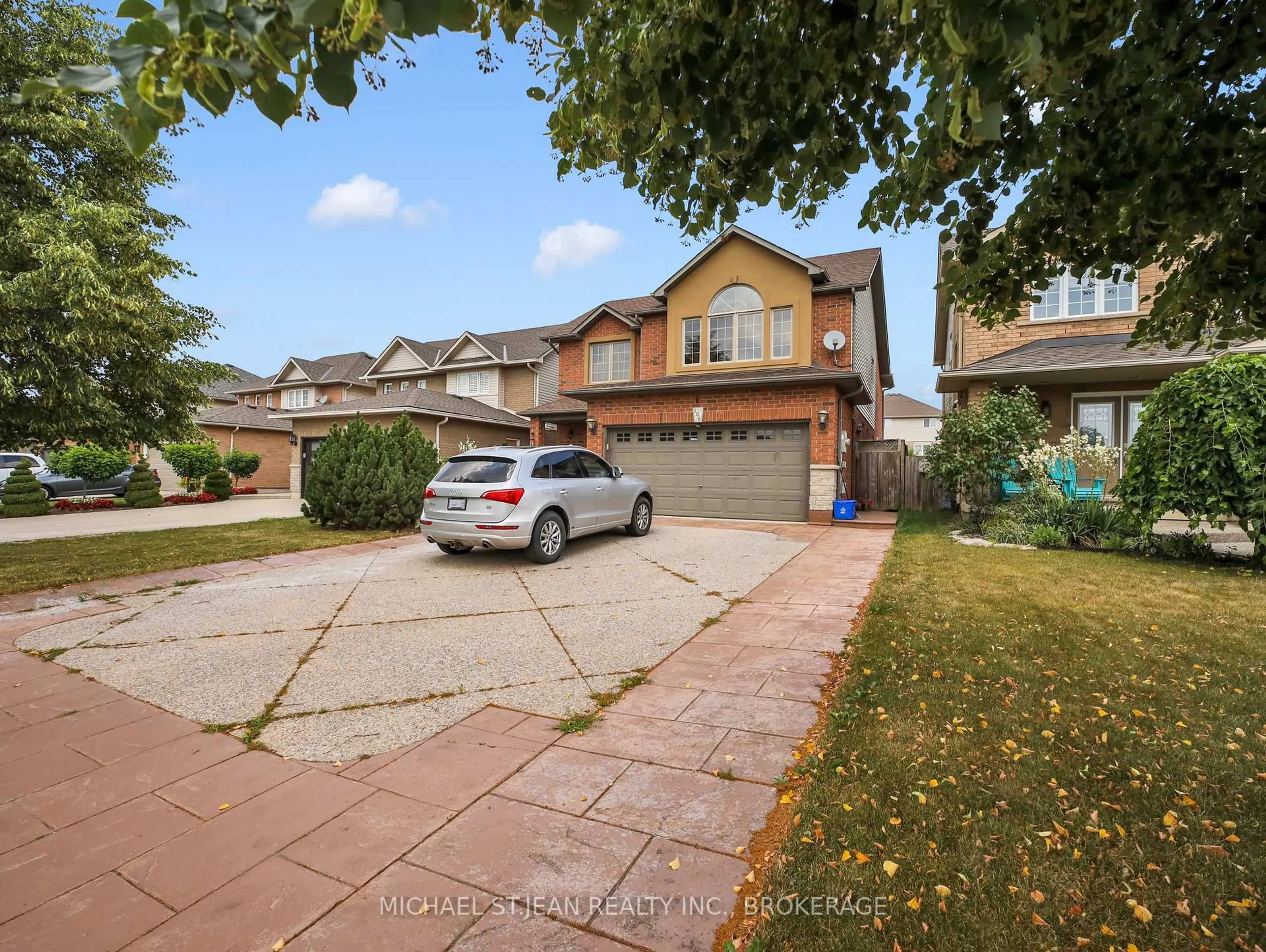 A pic from outside/outdoor area/front of a property/back of a property/a pic from drone, street for 108 Provident Way, Hamilton Ontario L0R 1W0