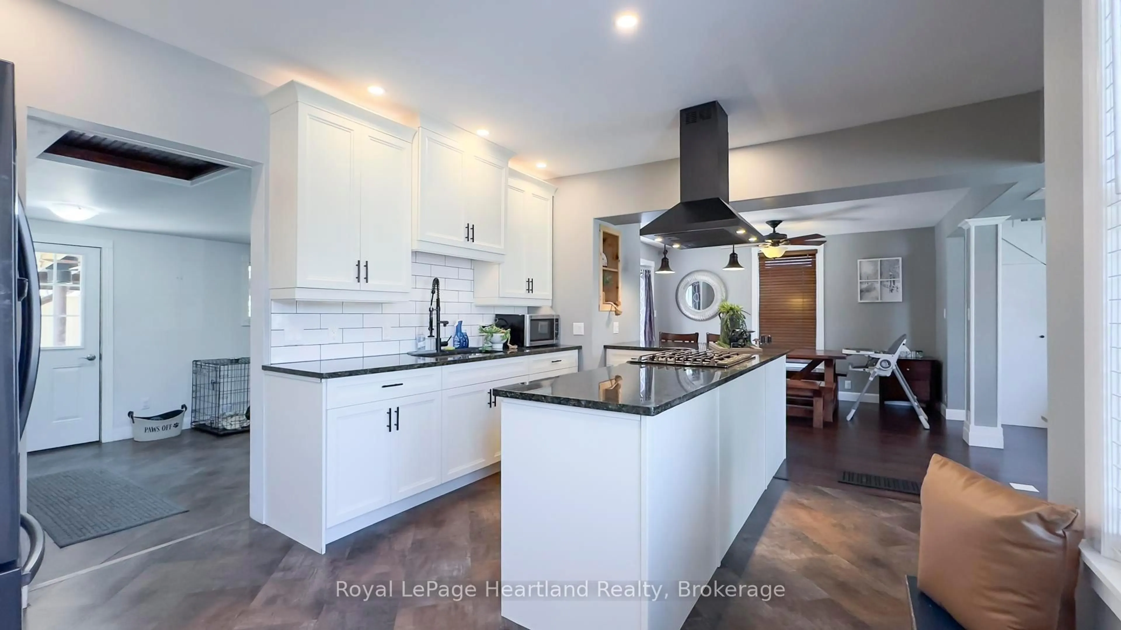 Open concept kitchen, ceramic/tile floor for 148 BRITANNIA Rd, Goderich Ontario N7A 1H8