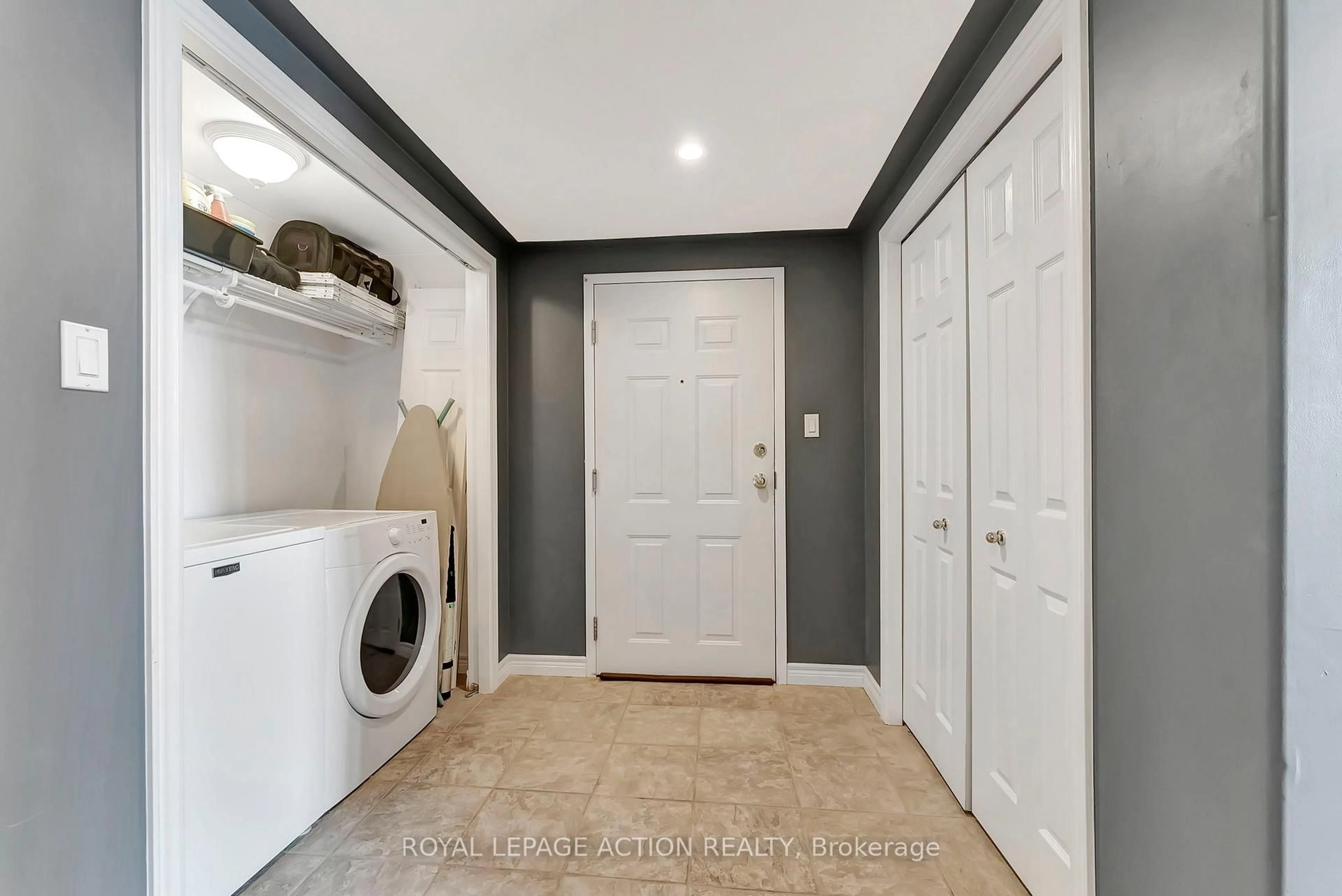 Laundry room for 111 Grey St #212, Brantford Ontario N3S 4V8
