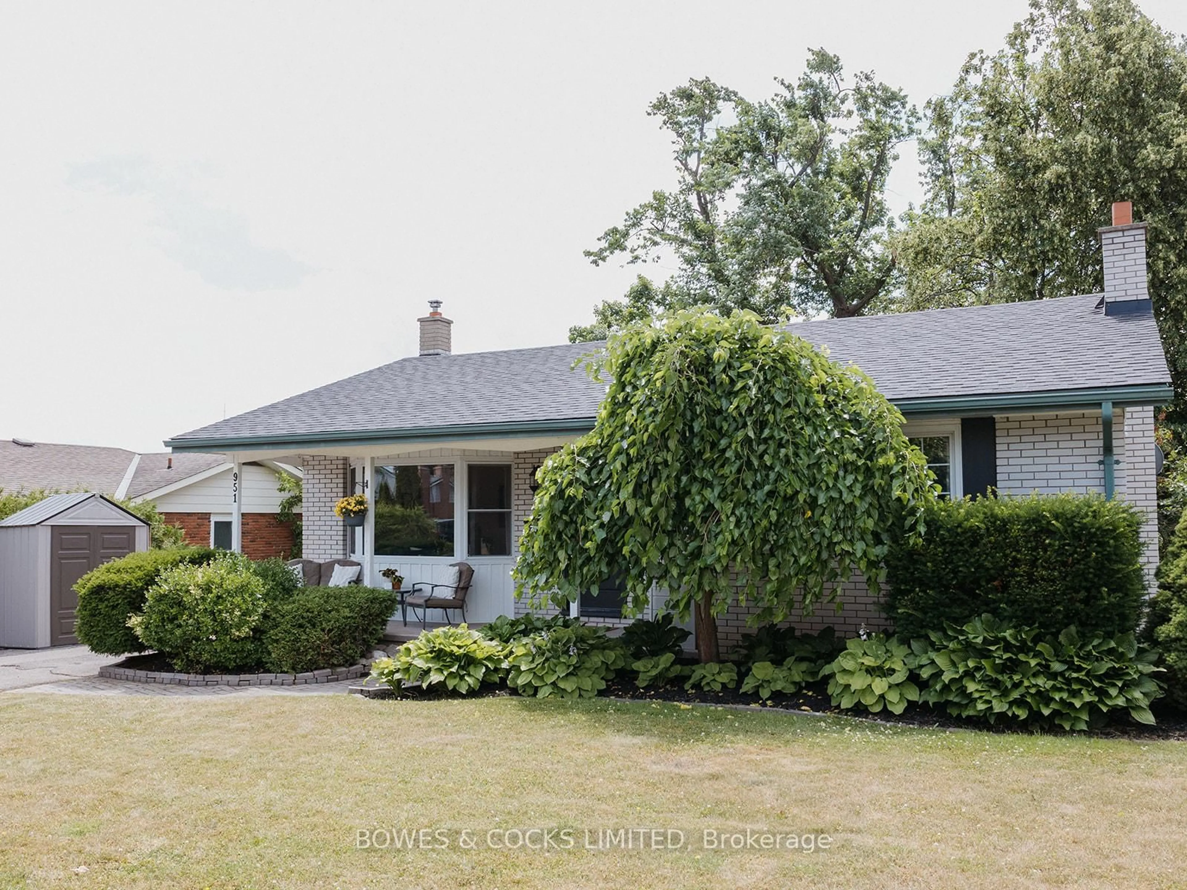Unknown for 951 Ellesmere Ave, Peterborough North Ontario H9H 7A9