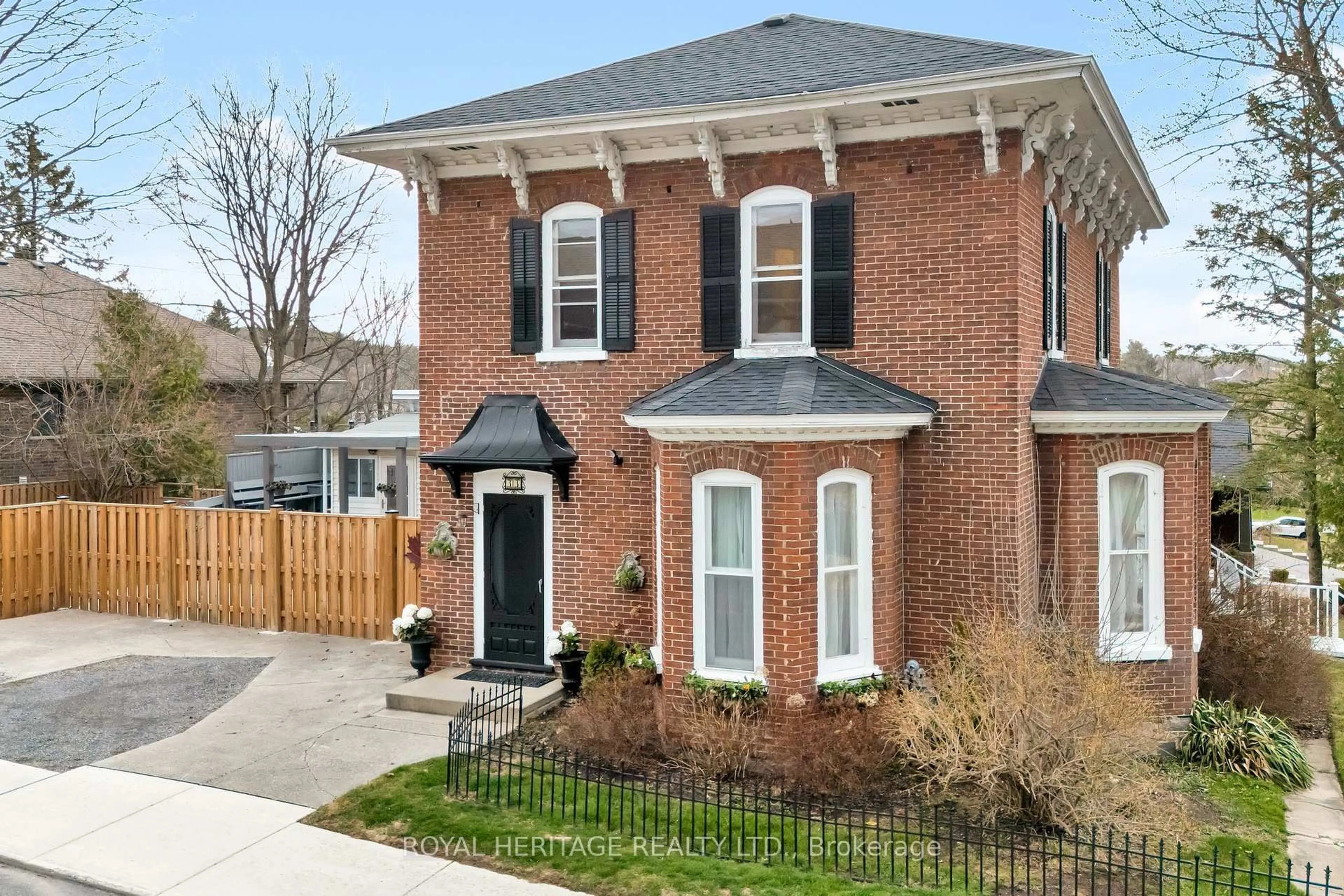 Home with brick exterior material, street for 33 Kingsley Ave, Brighton Ontario K0K 1H0