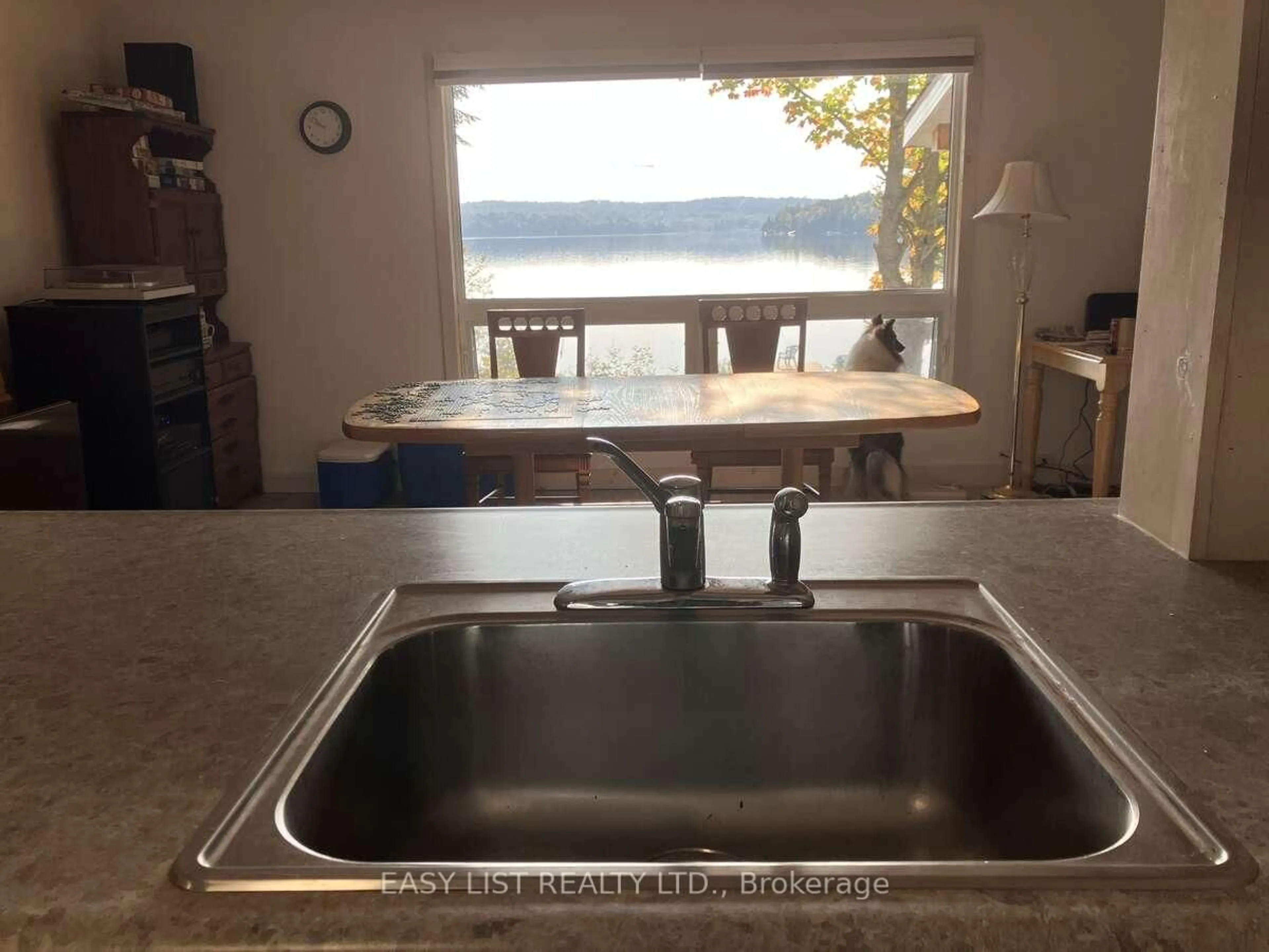 Open concept kitchen, unknown for 1045 Reynolds Rd, Minden Hills Ontario K0M 2K0