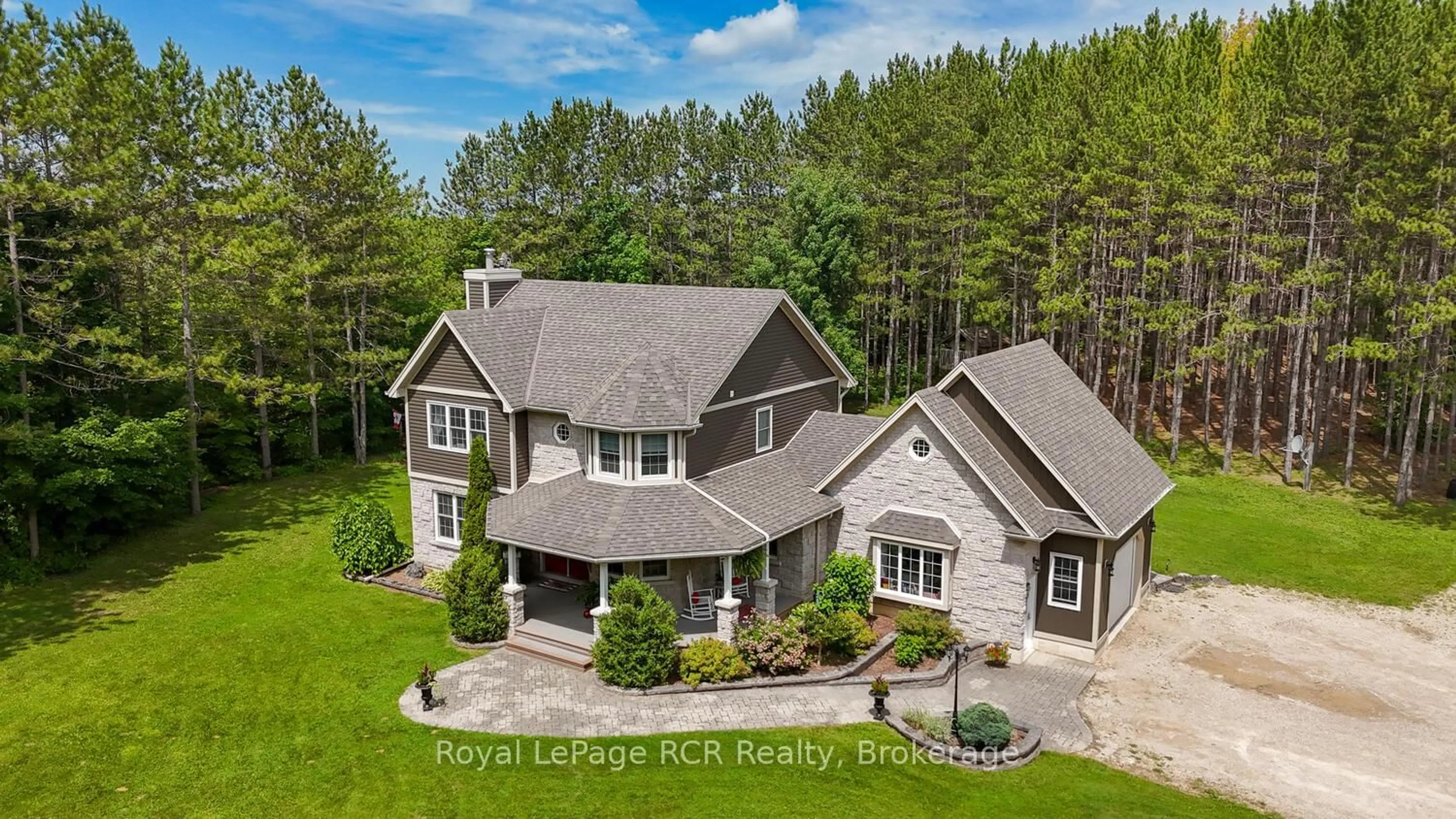 A pic from outside/outdoor area/front of a property/back of a property/a pic from drone, unknown for 743055 Sideroad 10, Chatsworth Ontario N0H 1G0