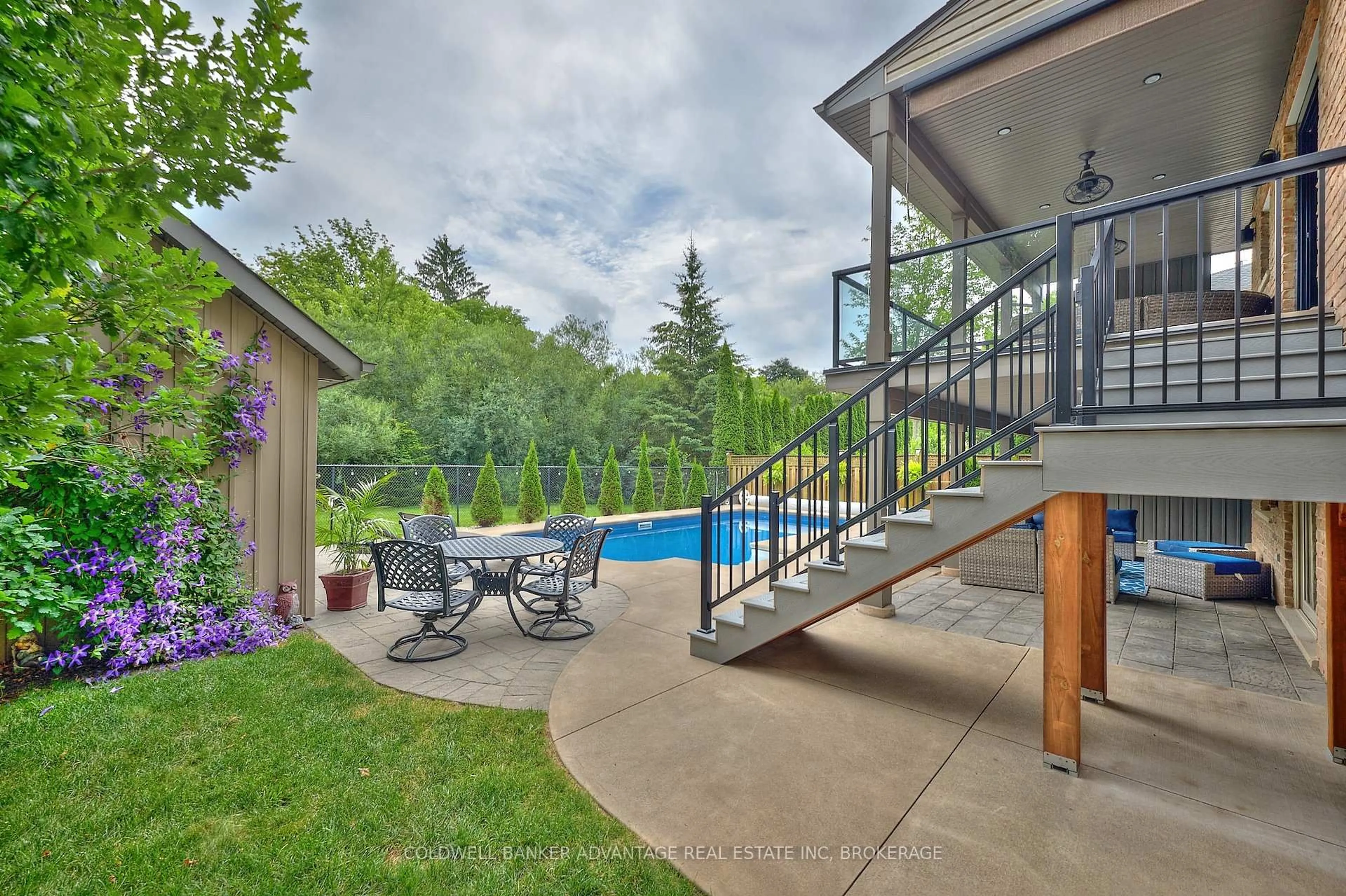 Patio, water/lake/river/ocean view for 7 RHODES Crt, Pelham Ontario L0S 1E4