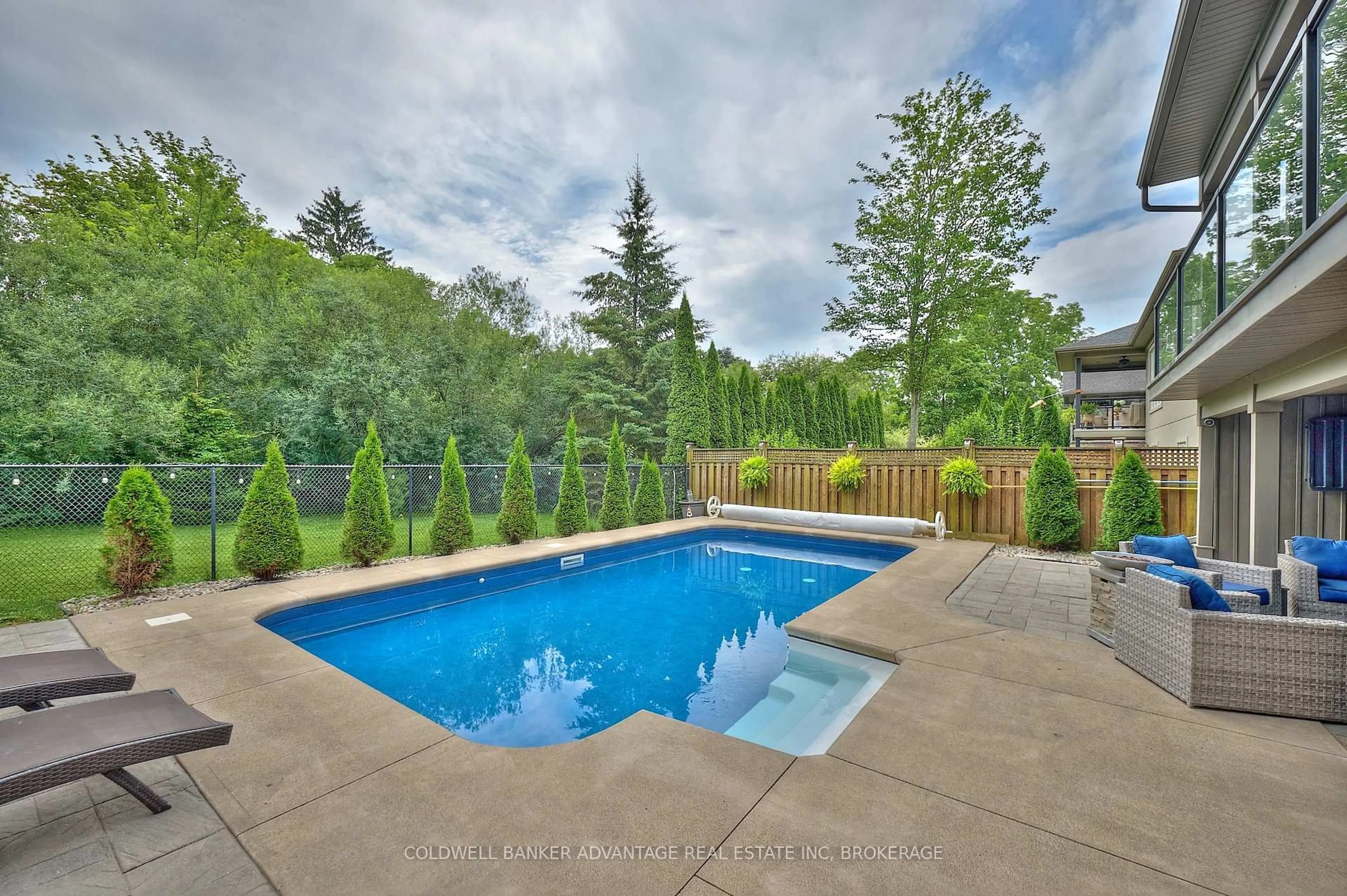 Pool for 7 RHODES Crt, Pelham Ontario L0S 1E4