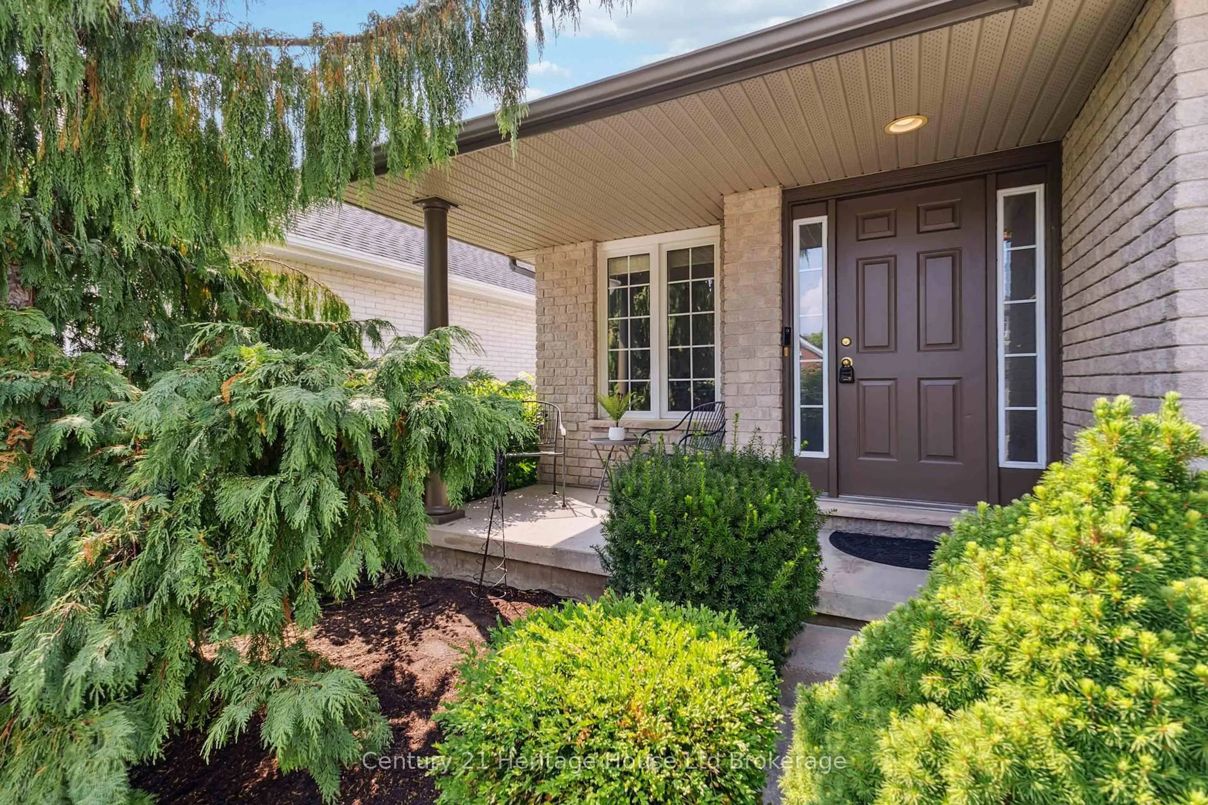 Unknown for 2234 Thornicroft Cres, London South Ontario N6P 1T6