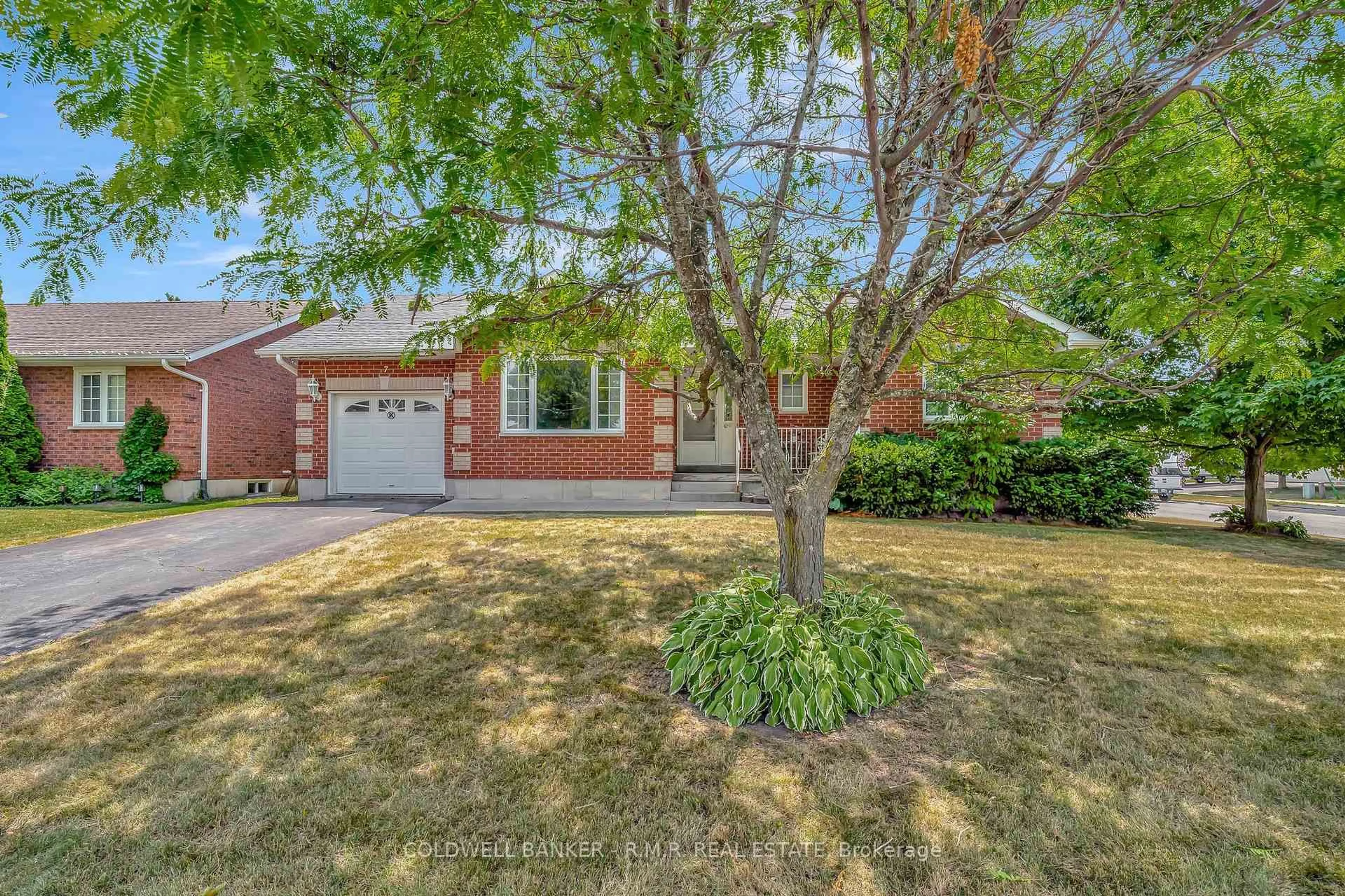 Home with brick exterior material, street for 7 Eakins Cres, Kawartha Lakes Ontario K9V 6H8