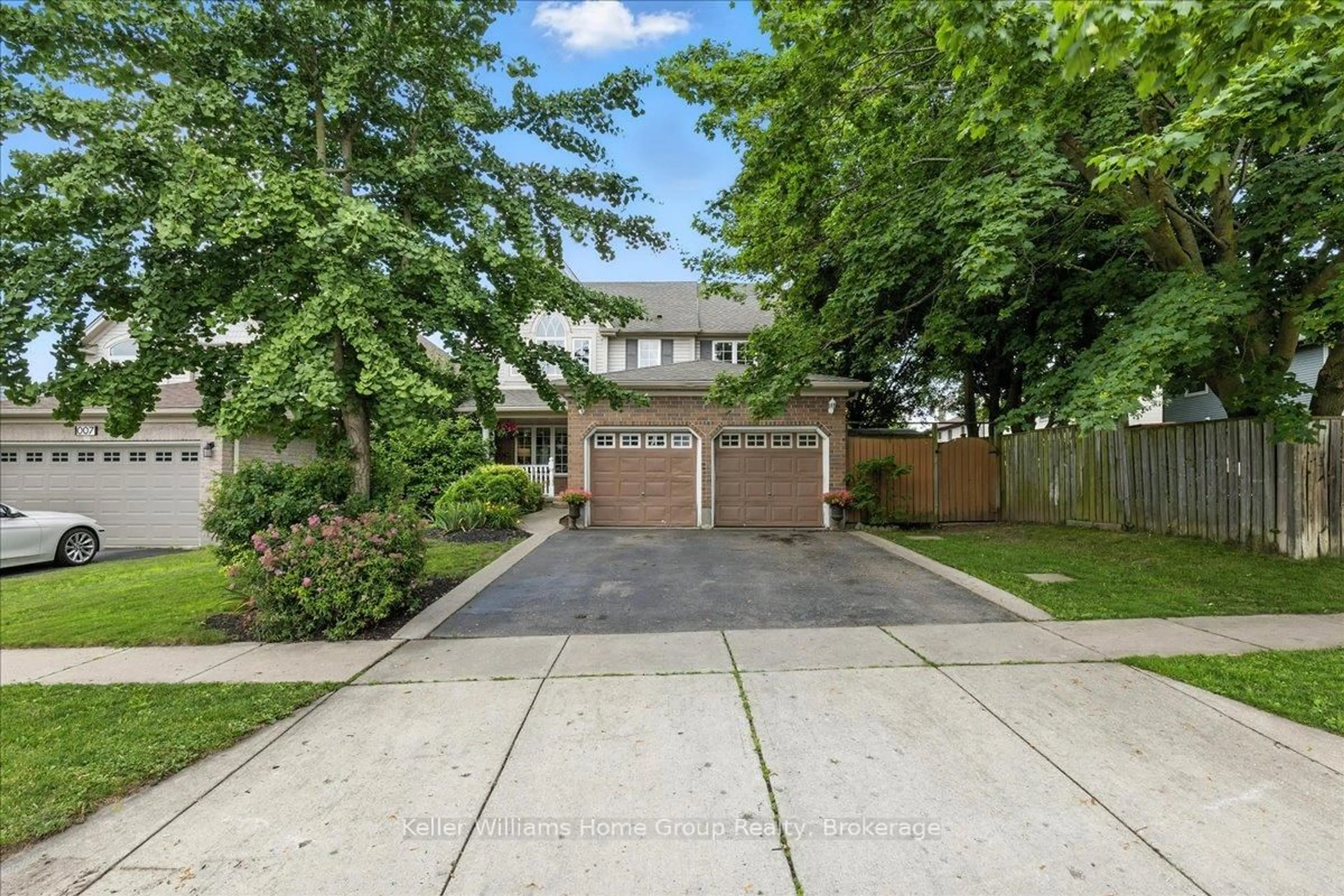 A pic from outside/outdoor area/front of a property/back of a property/a pic from drone, street for 3 Adler Dr, Cambridge Ontario N3C 4J9