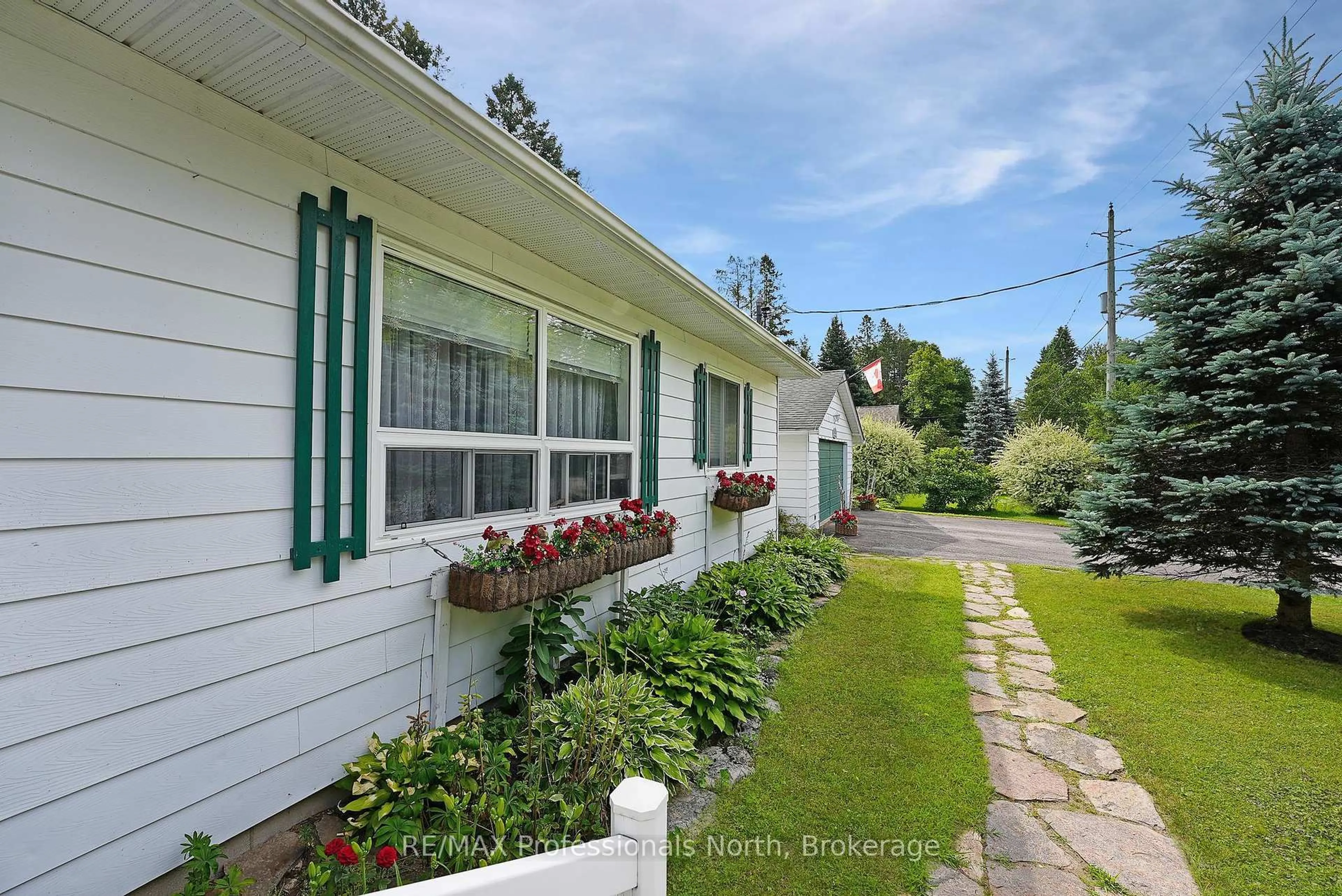 Unknown for 10 Stouffer St, Minden Hills Ontario K0M 2K0