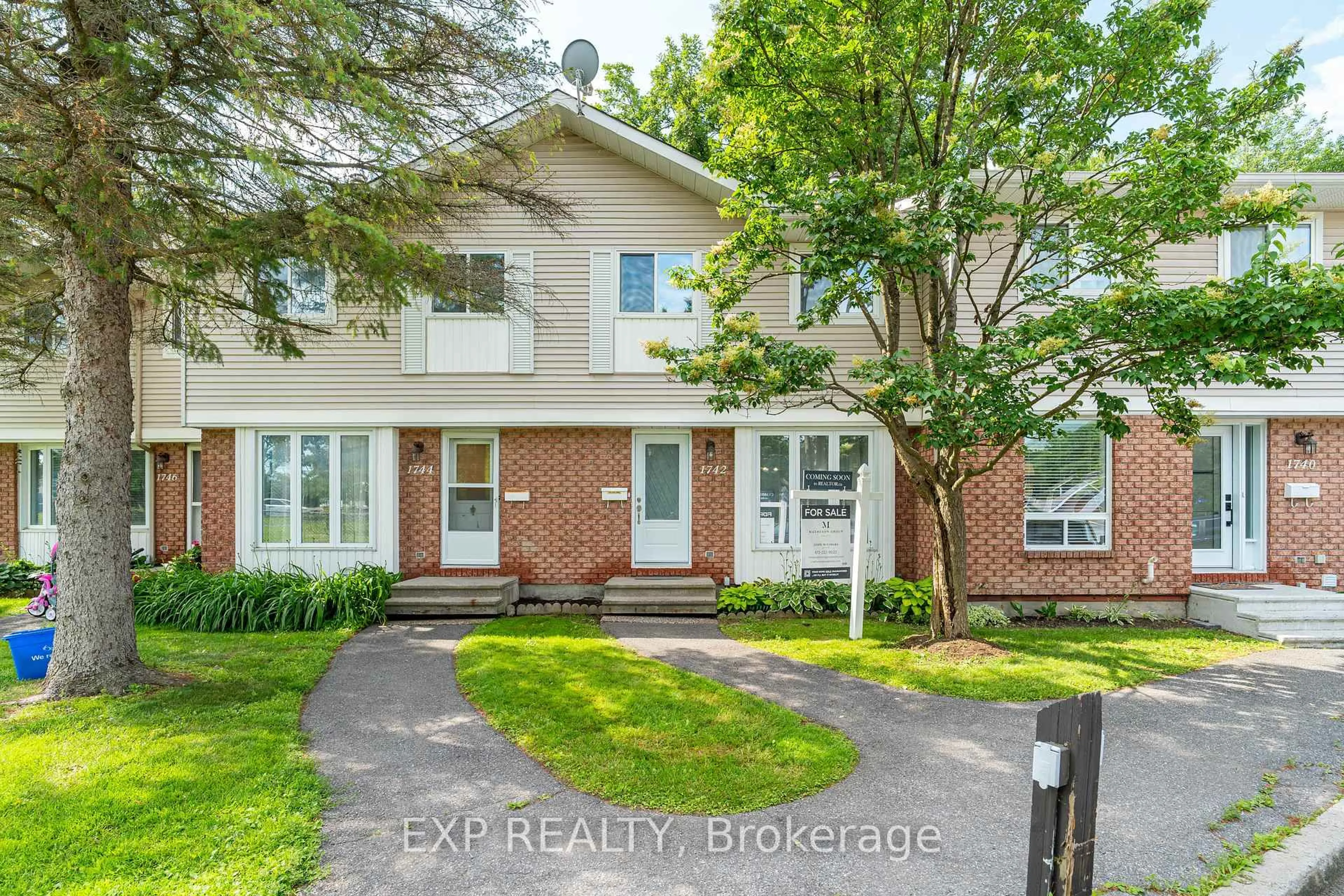 Home with brick exterior material, street for 1742 Shamandura Lane, Orleans Ontario K1C 6Z8