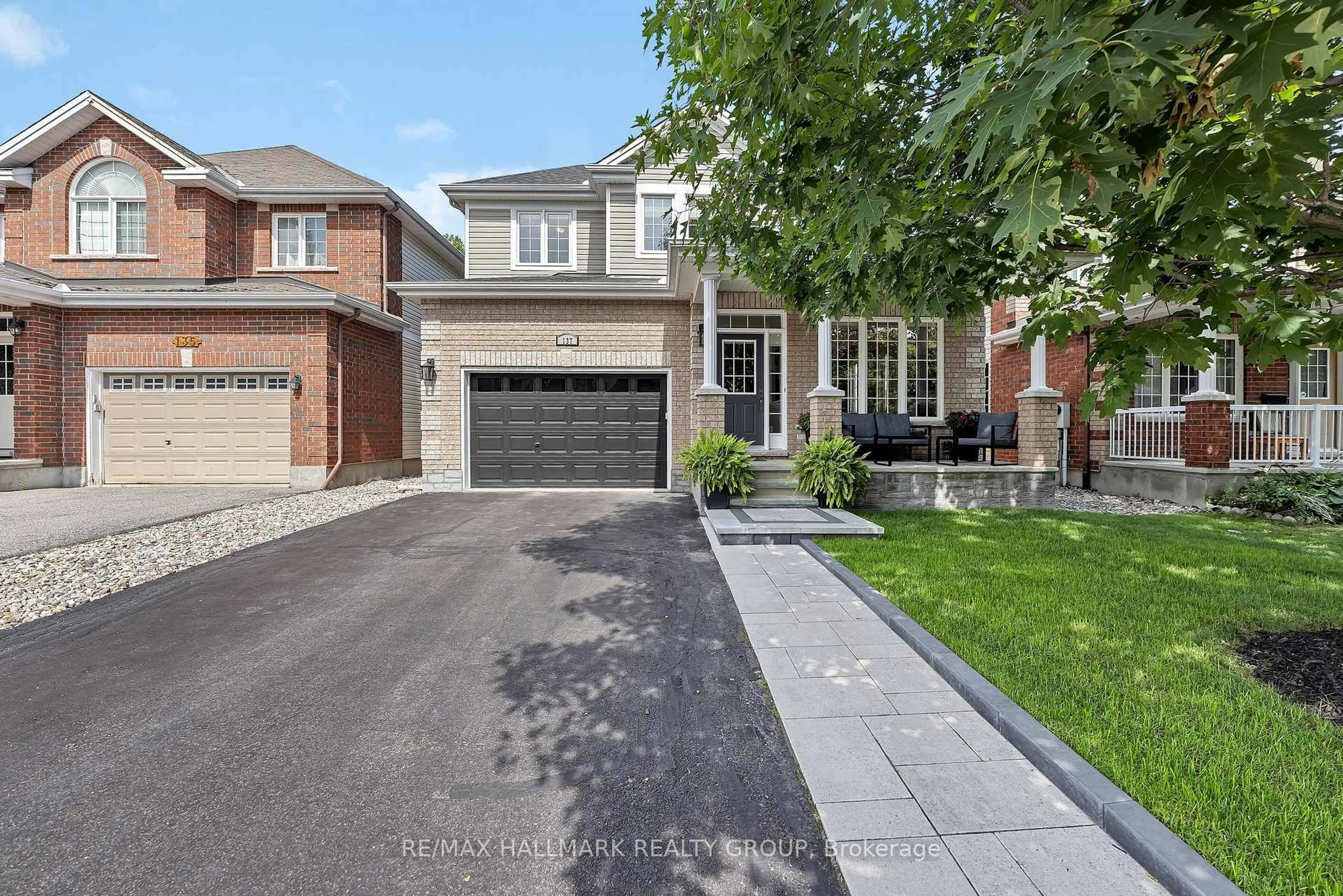 Home with brick exterior material, street for 137 Stedman St, Ottawa Ontario K1T 0B4