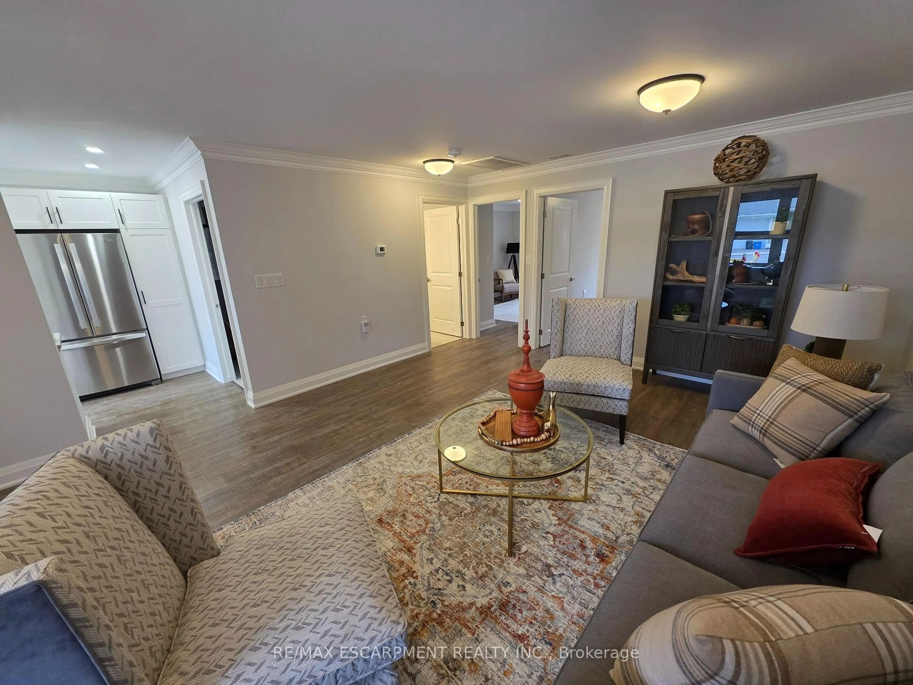 Living room with furniture, unknown for 40 Szollosy Circ, Hamilton Ontario L9B 1T8