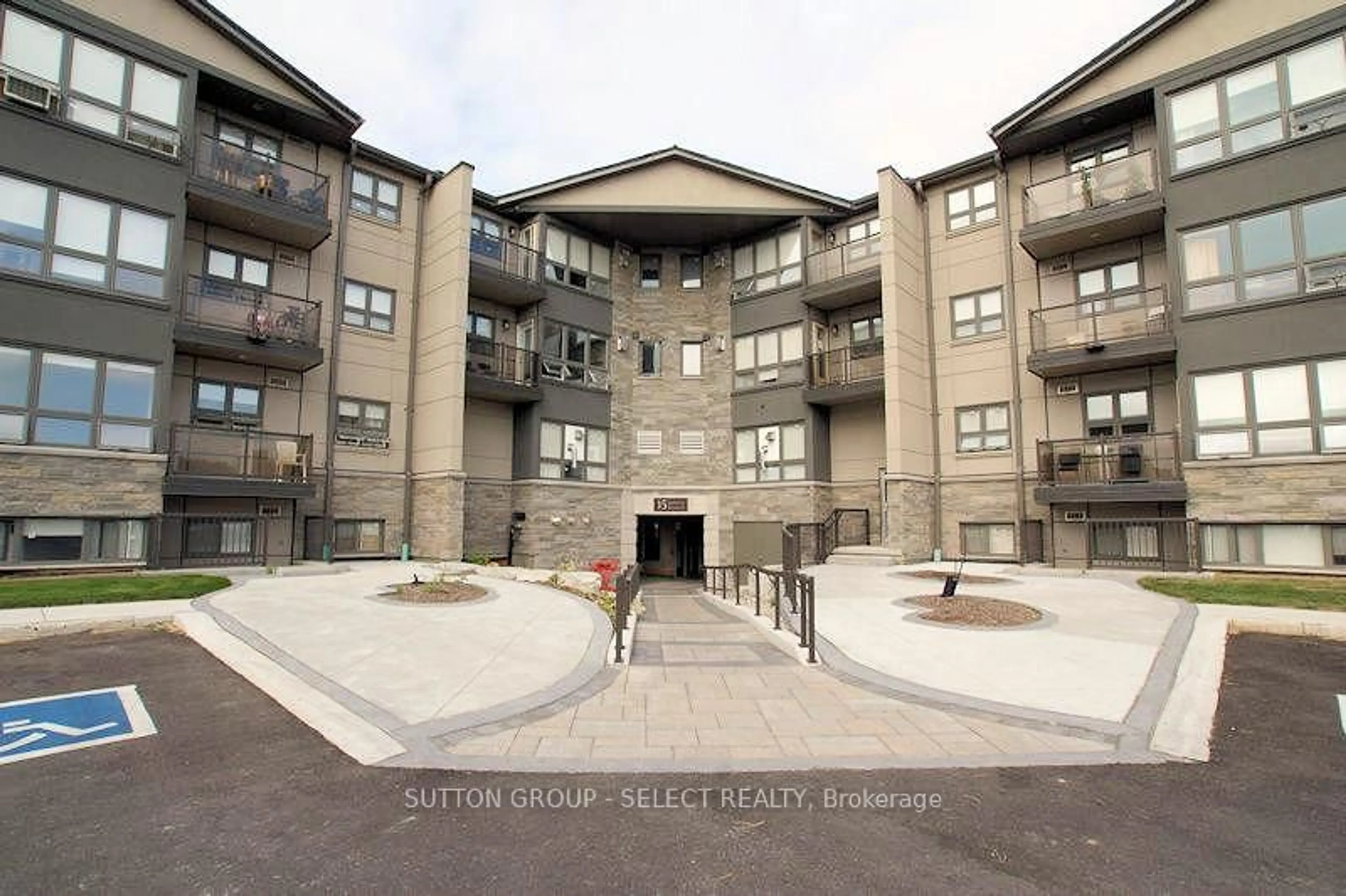 Unknown for 15 Jacksway Cres #411, London North Ontario N5X 3T8