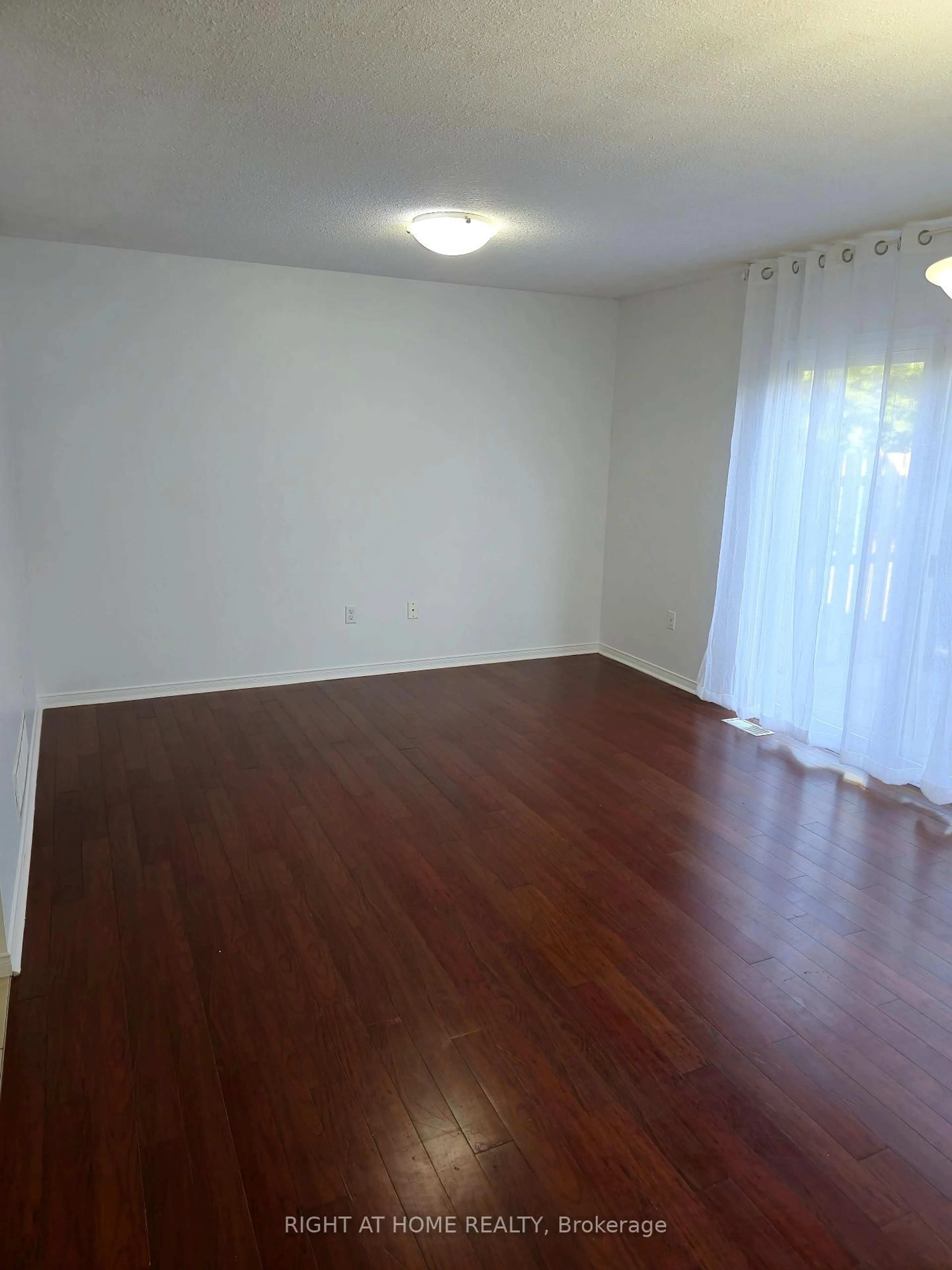 A pic of a room for 40 Fallowfield Dr, Kitchener Ontario N2C 0A8