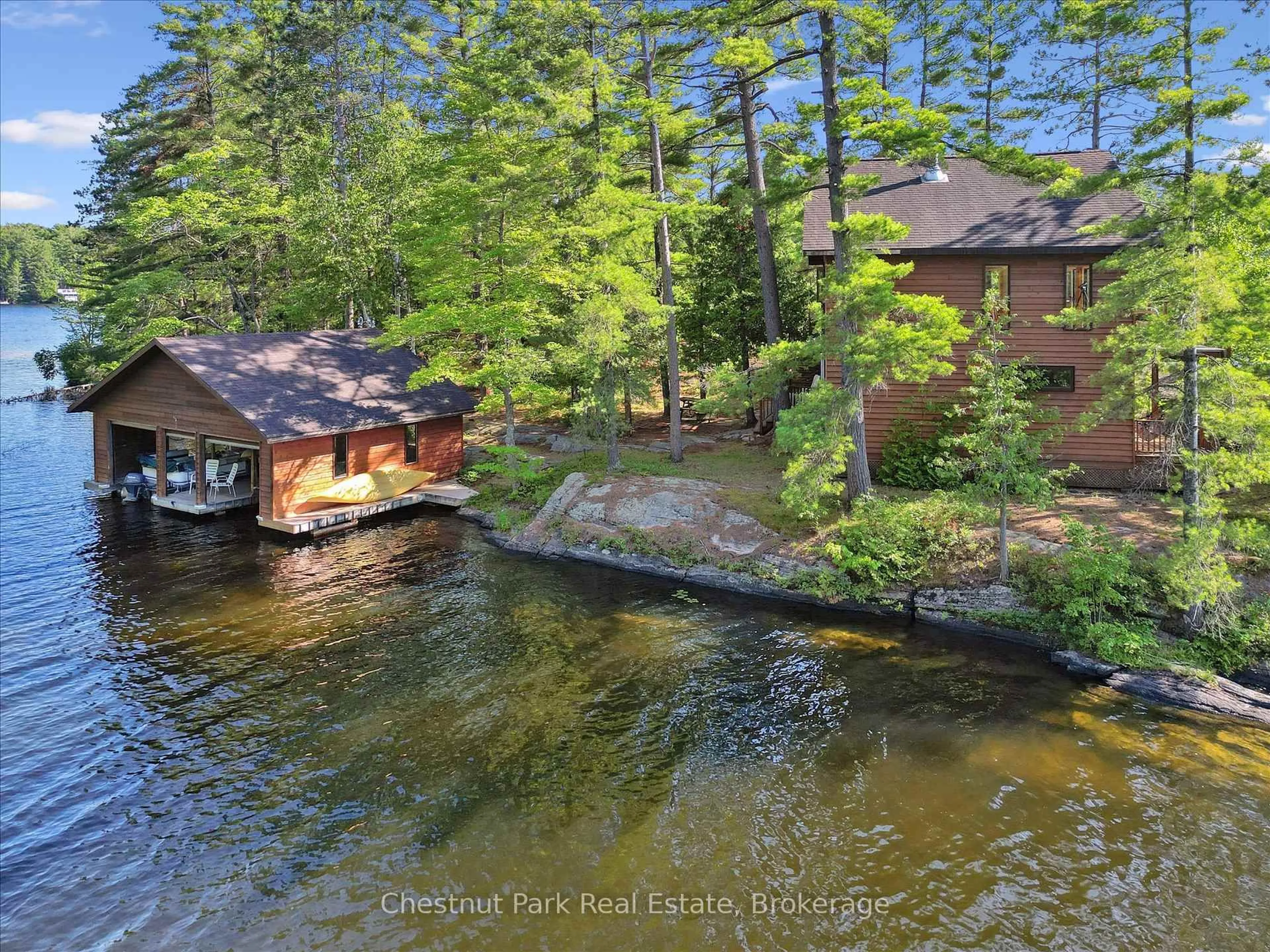 A pic from outside/outdoor area/front of a property/back of a property/a pic from drone, water/lake/river/ocean view for 1 Diamond Island, Gravenhurst Ontario P1P 1R3