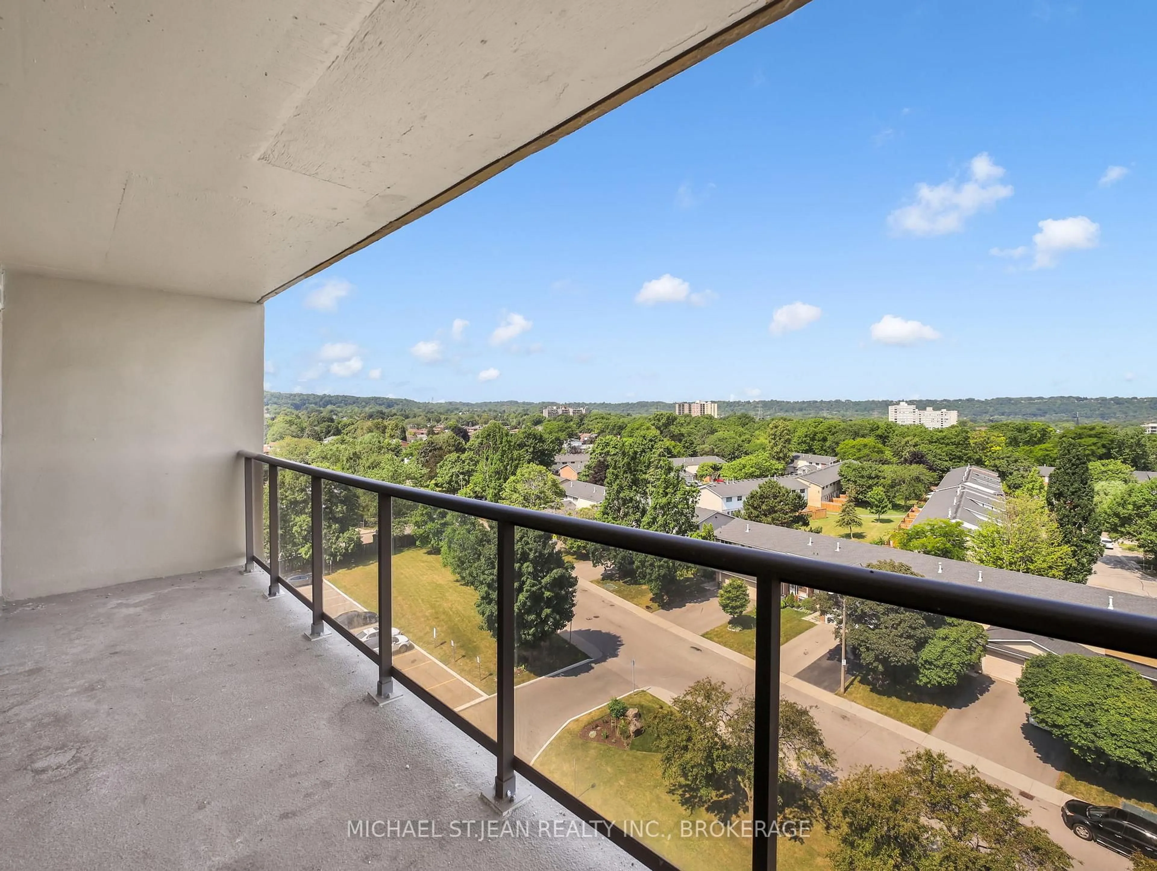 Balcony in the apartment, water/lake/river/ocean view for 15 Nicklaus Dr #912, Hamilton Ontario L8K 5J5