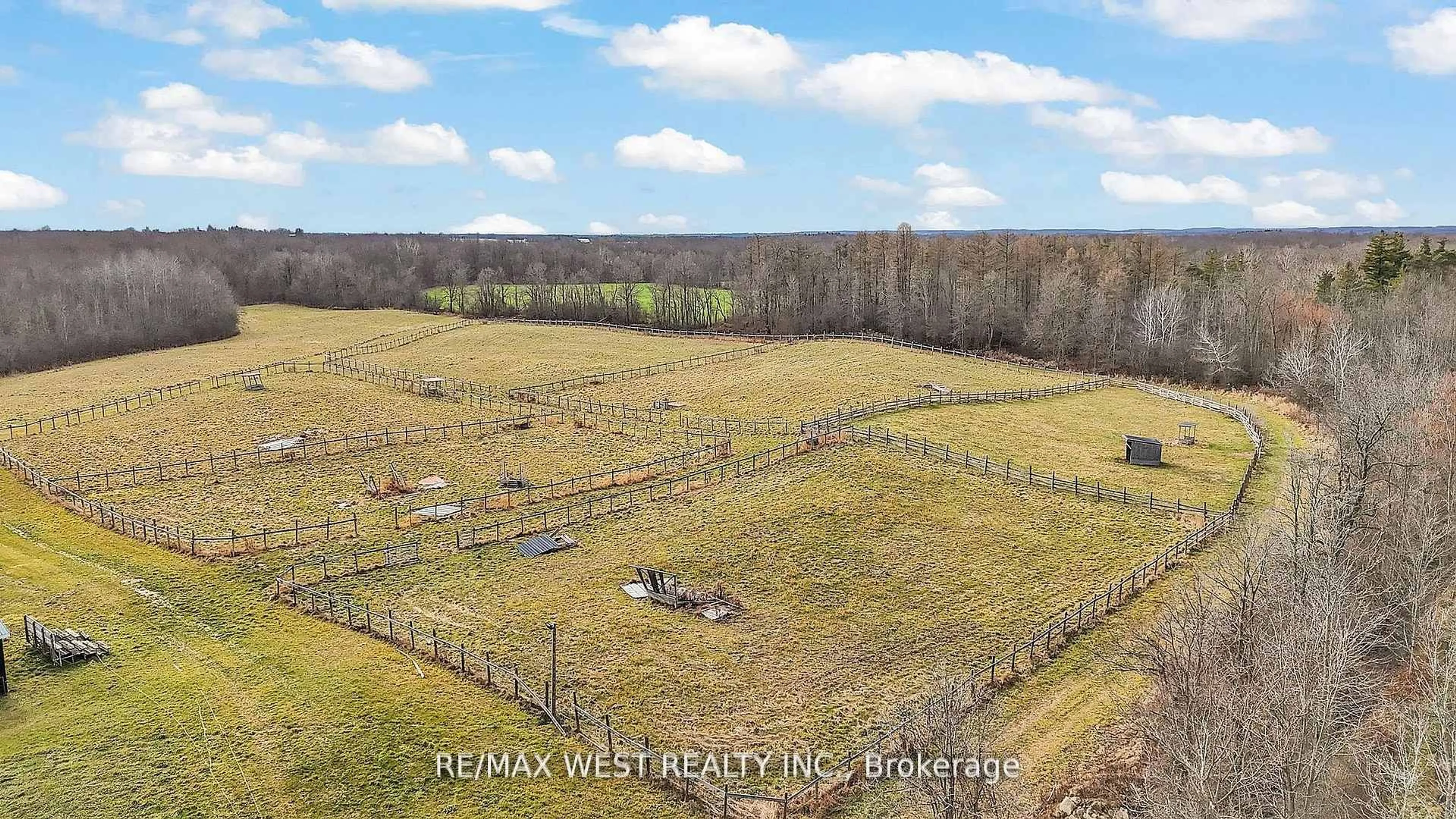 A pic from outside/outdoor area/front of a property/back of a property/a pic from drone, forest/trees view for 1802 Regional Rd 97 Rd, Cambridge Ontario N0B 2J0