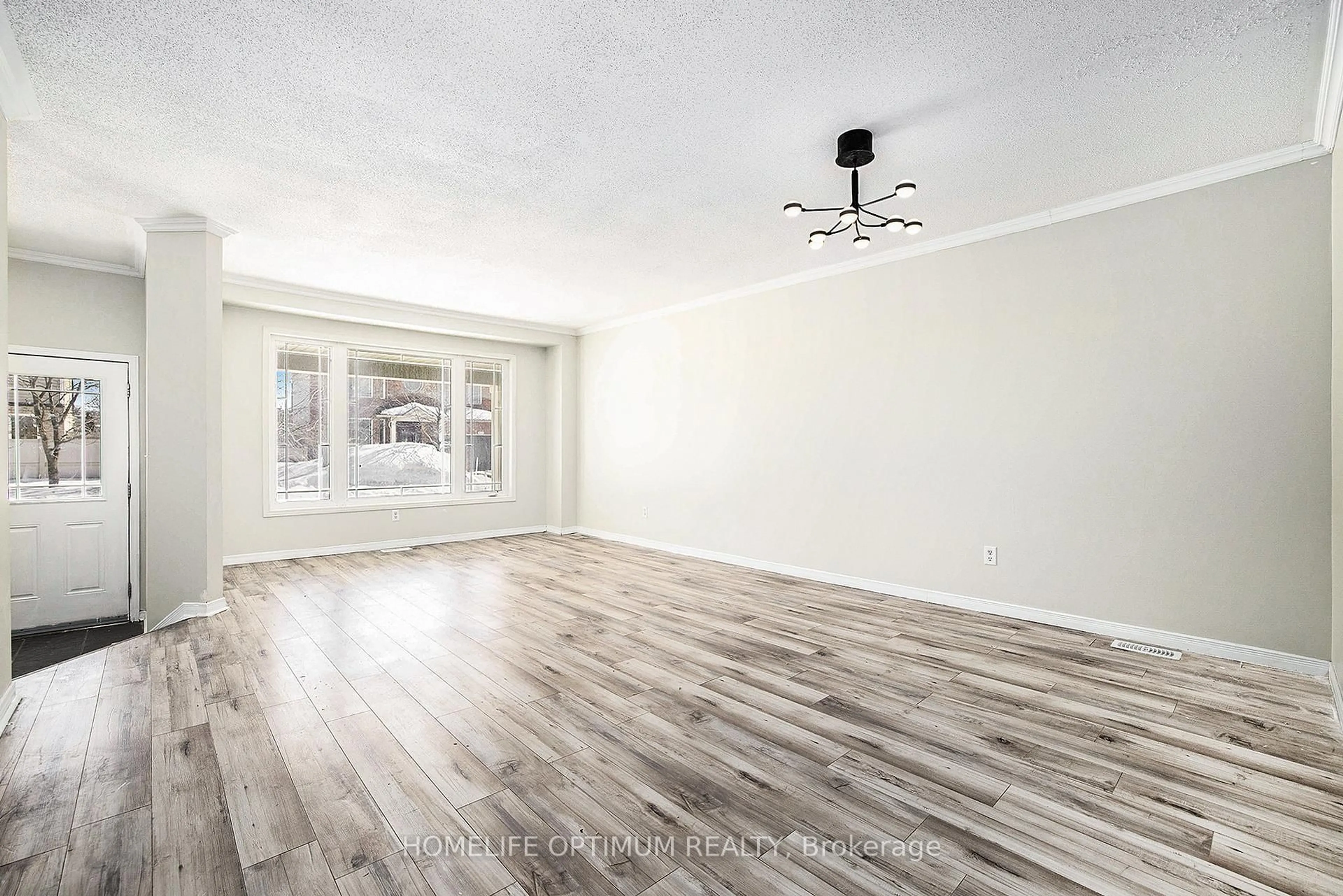 A pic of a room for 863 Taradale Dr, Ottawa Ontario K2J 5P3