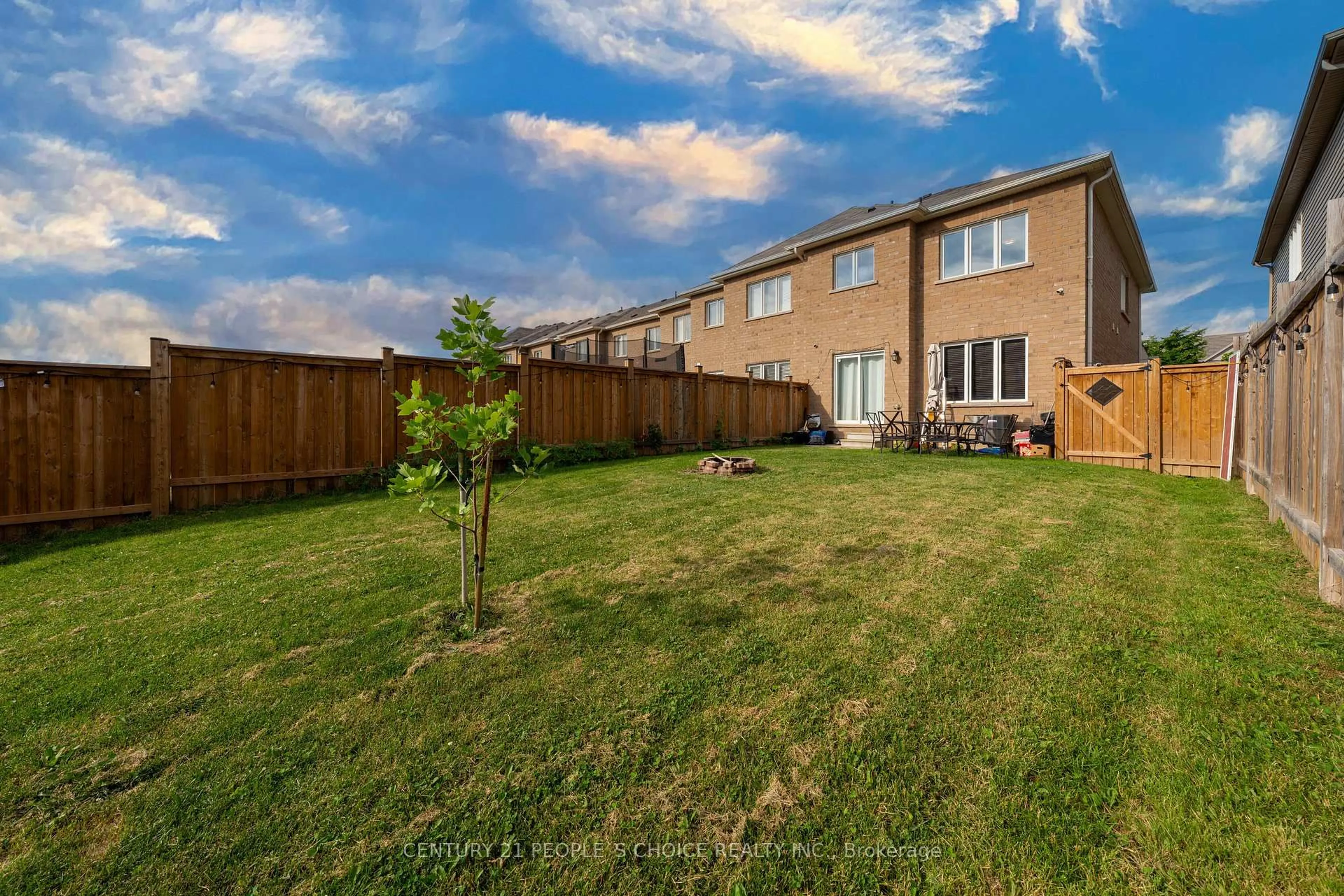 Patio, unknown for 268 Powell Rd, Brantford Ontario N3T 0J6