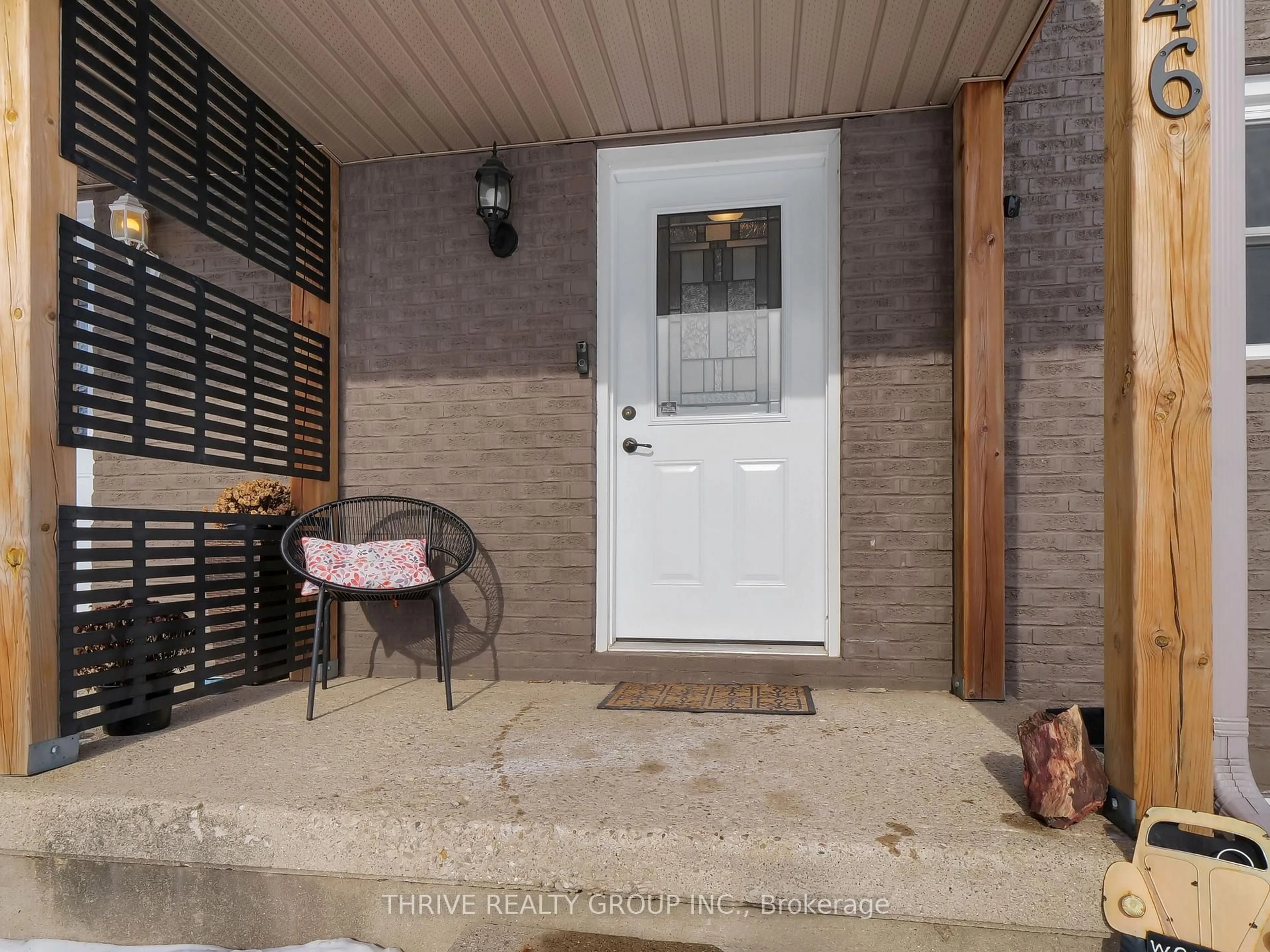 Indoor entryway for 146 Simcoe St, South Huron Ontario N0M 1S1