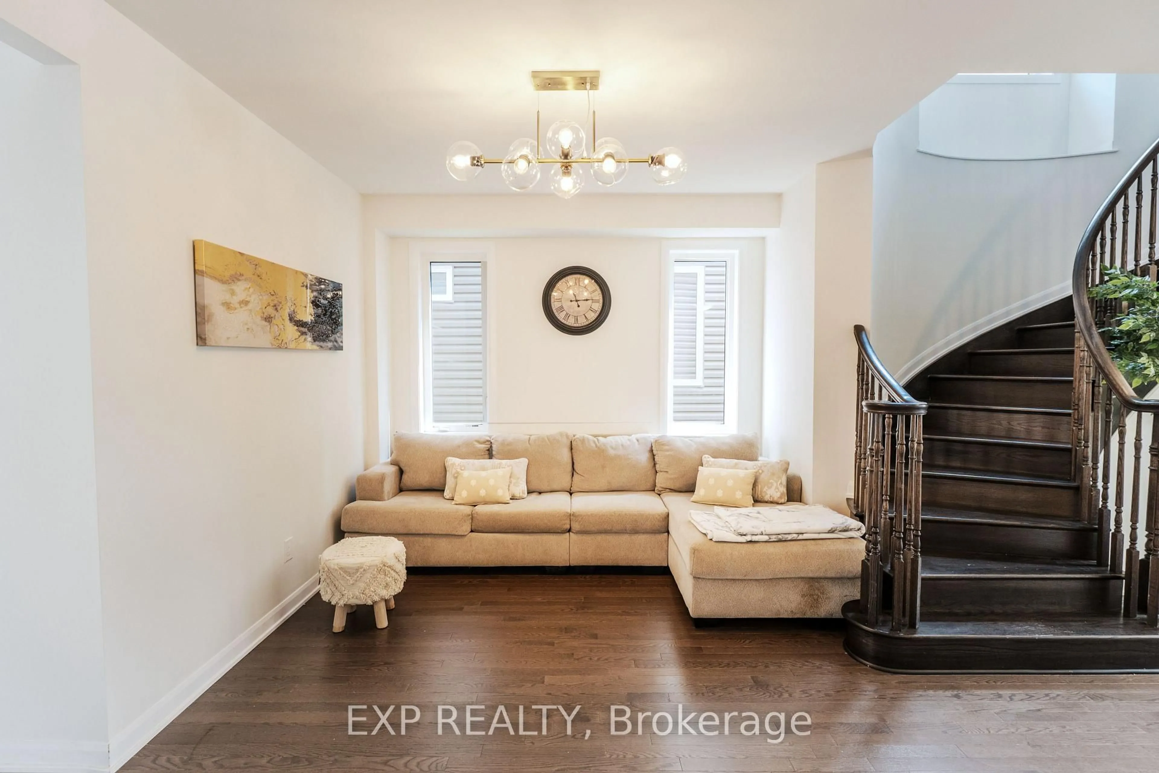 Living room with furniture, unknown for 818 Cappamore Dr, Ottawa Ontario K2J 6V6