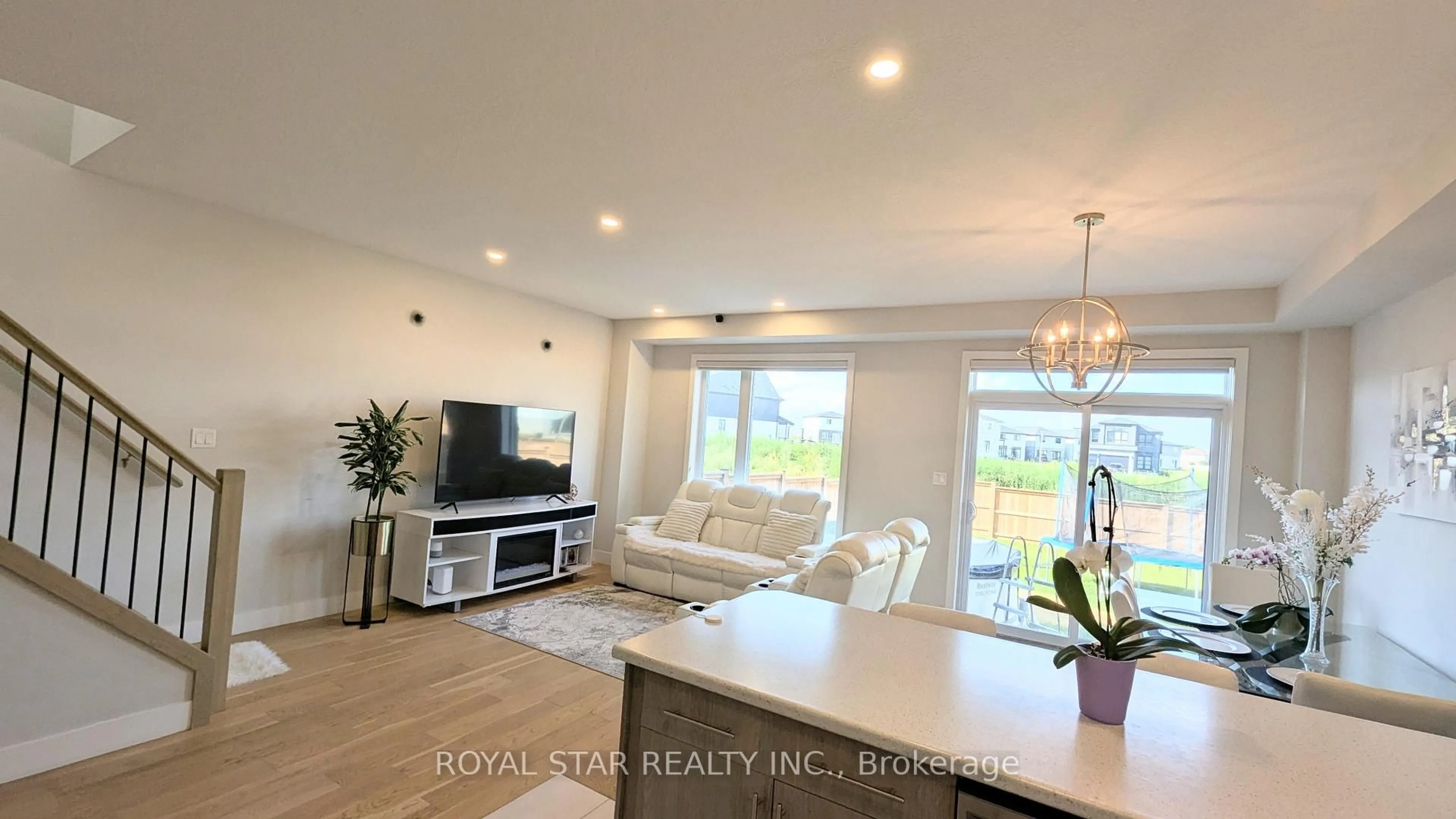 Living room with furniture, unknown for 1971 Evans Blvd, London South Ontario N6M 0A2
