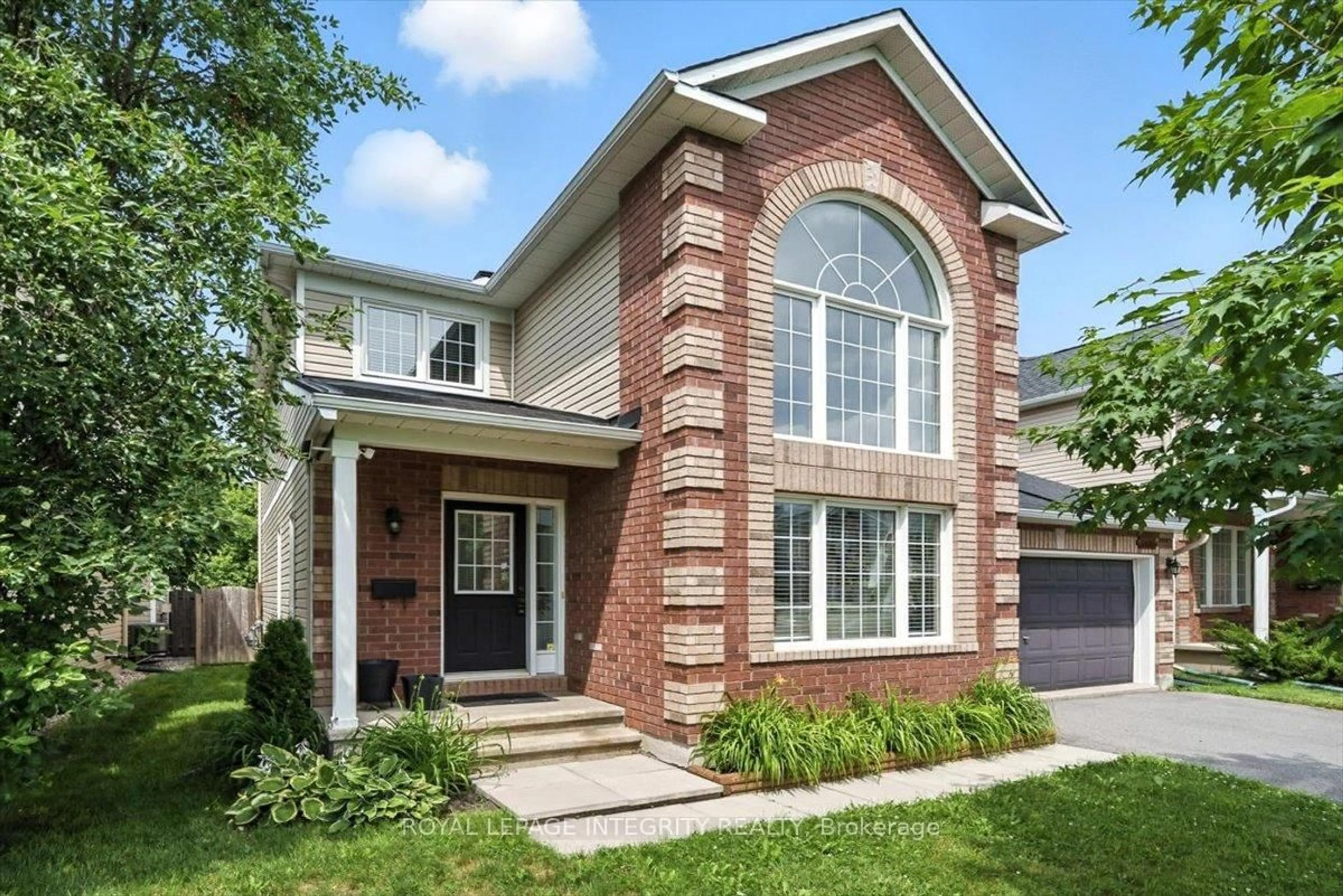 Home with brick exterior material, street for 1105 Luesby Cres, Orleans Ontario K4A 4Y4