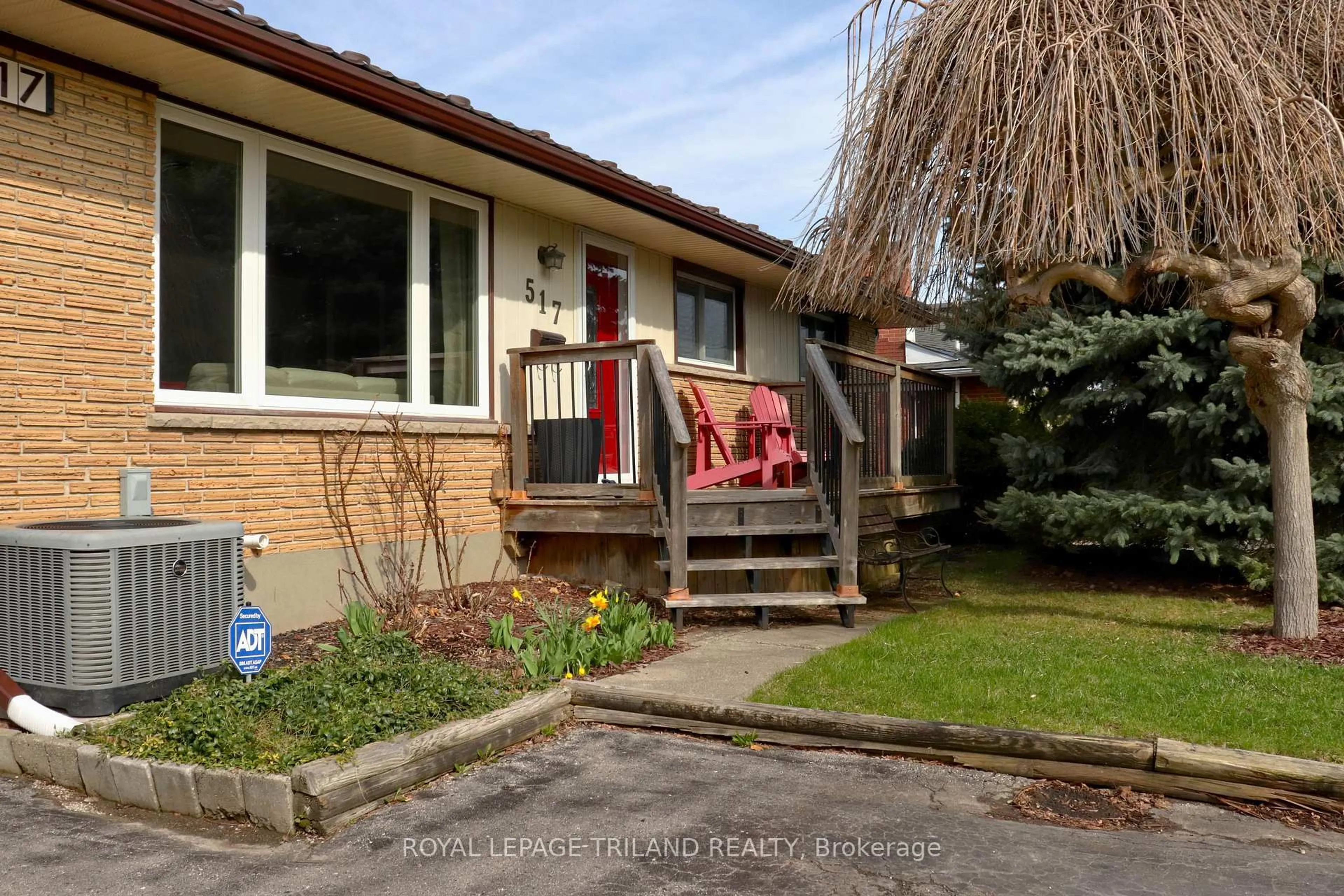 Unknown for 517 Beachwood Ave, London South Ontario N6J 3K2