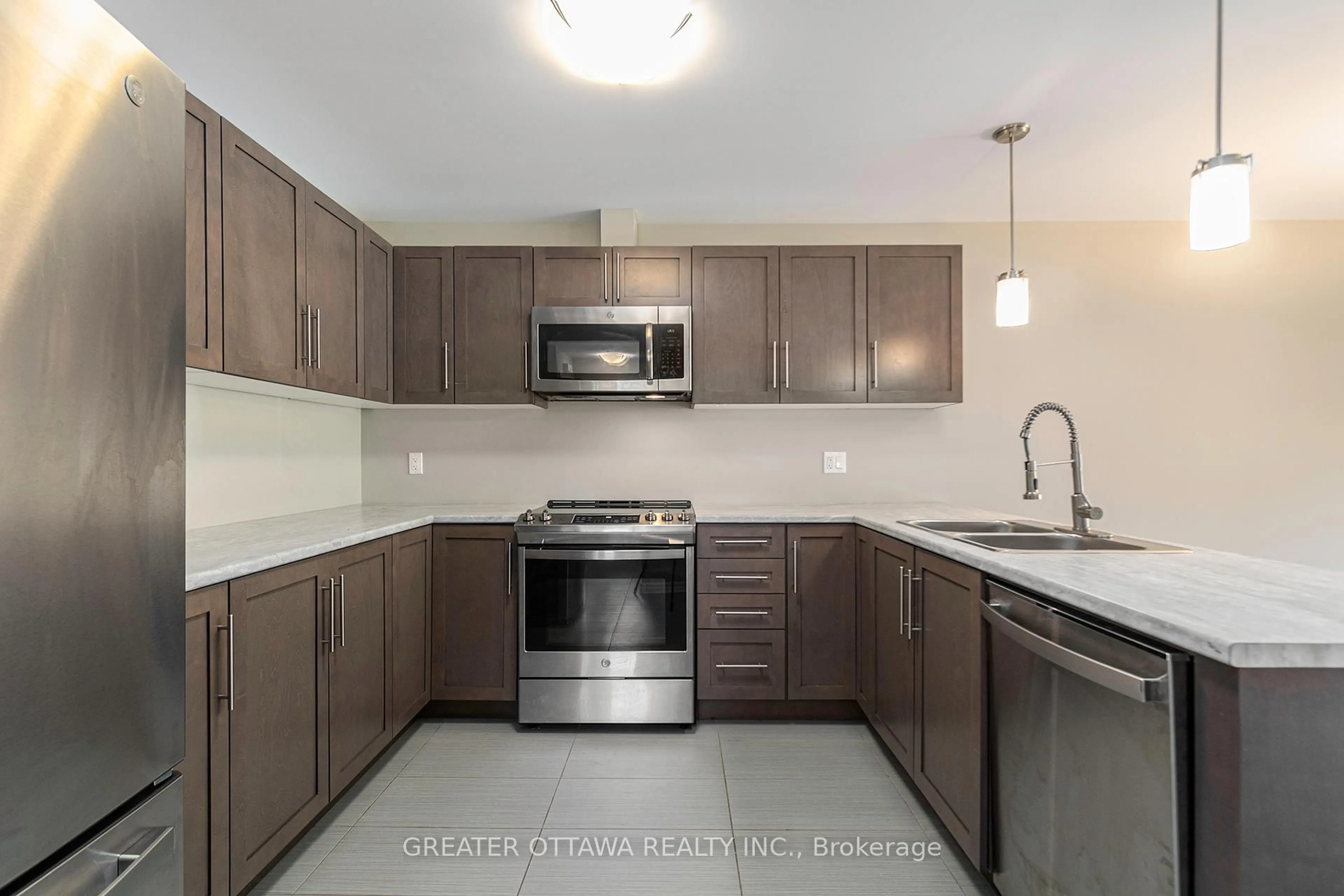 Standard kitchen, unknown for 18 Morgan Clouthier Way, Arnprior Ontario K7S 0K1