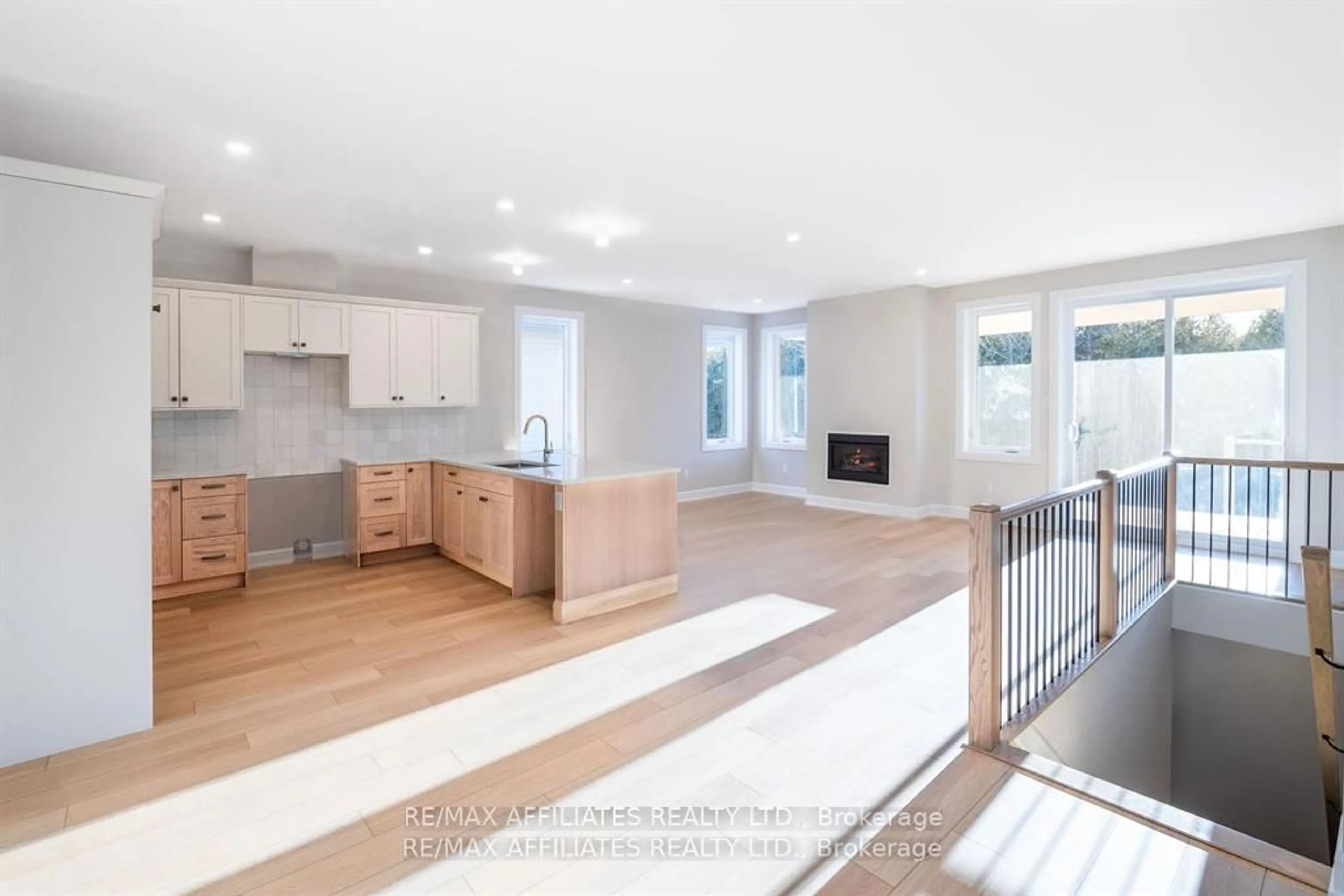 Open concept kitchen, unknown for 105 Rabb St, Smiths Falls Ontario K7A 0L6